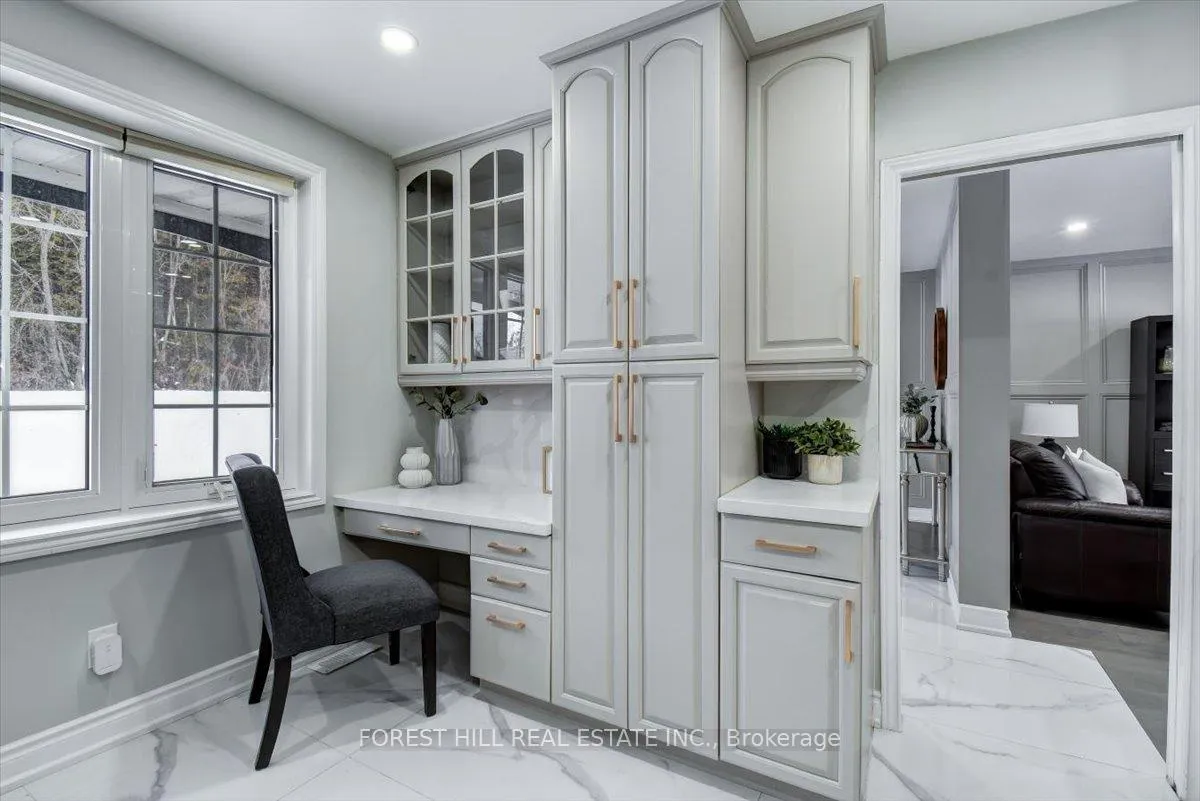 Photo 8 of 1143 Connaught Drive, Selwyn — HOMEH