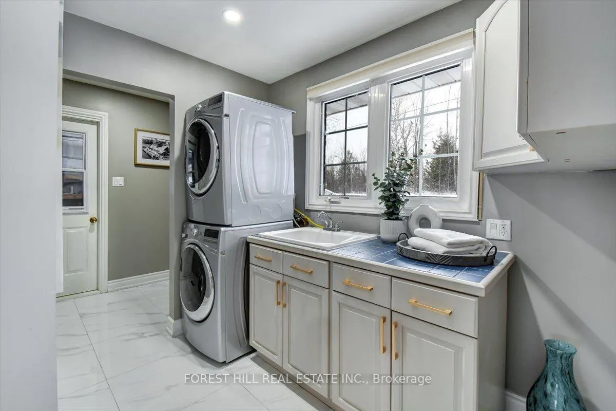 Photo 10 of 1143 Connaught Drive, Selwyn — HOMEH