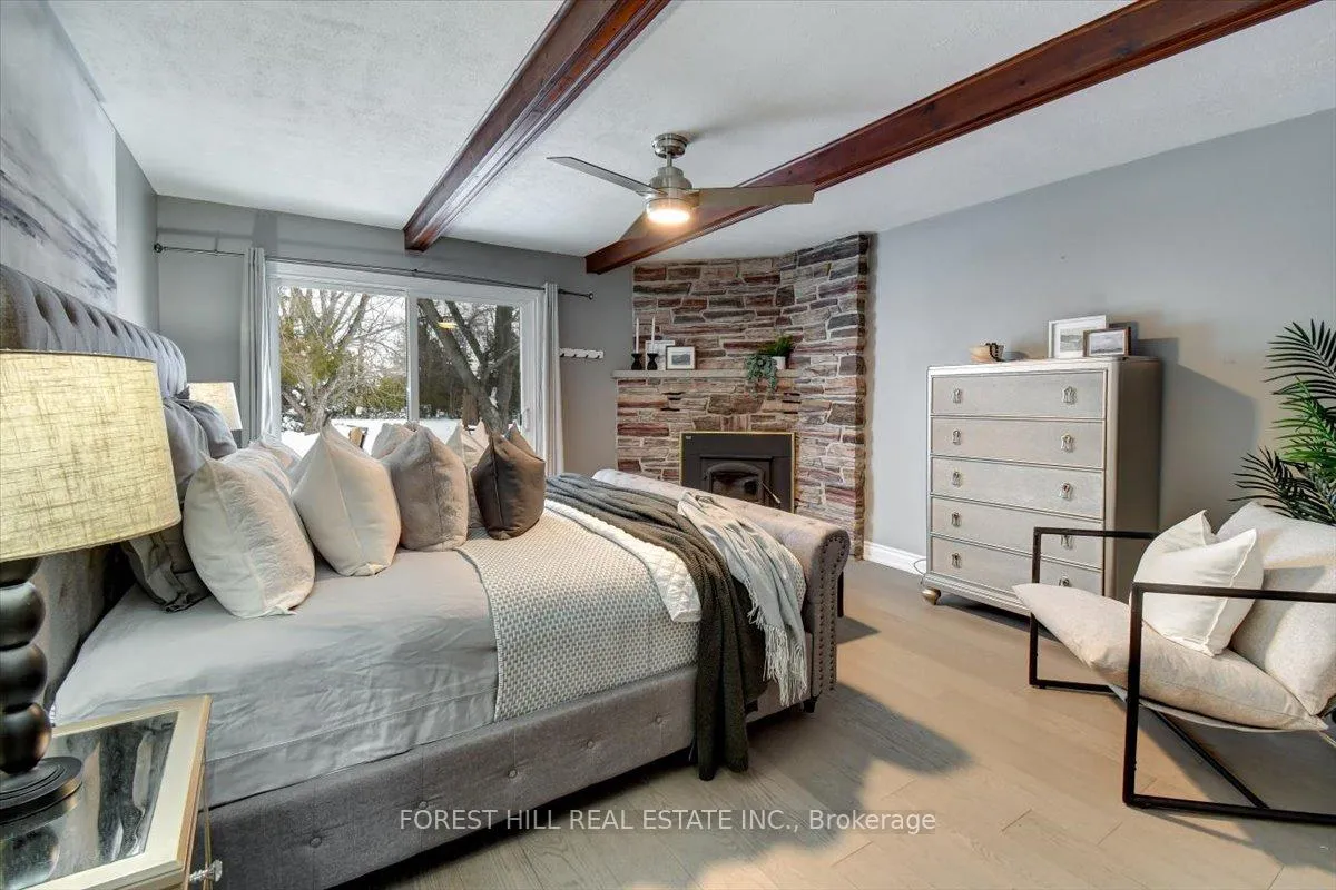 Photo 13 of 1143 Connaught Drive, Selwyn — HOMEH