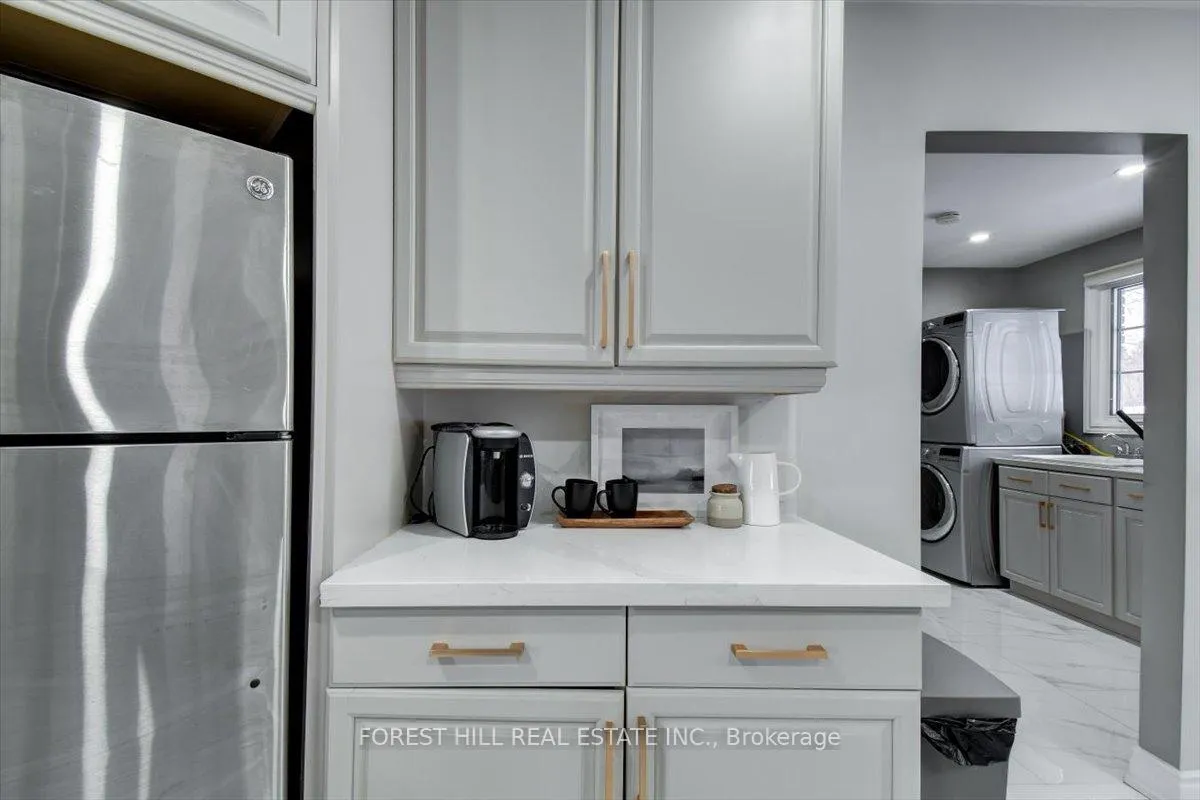 Photo 15 of 1143 Connaught Drive, Selwyn — HOMEH