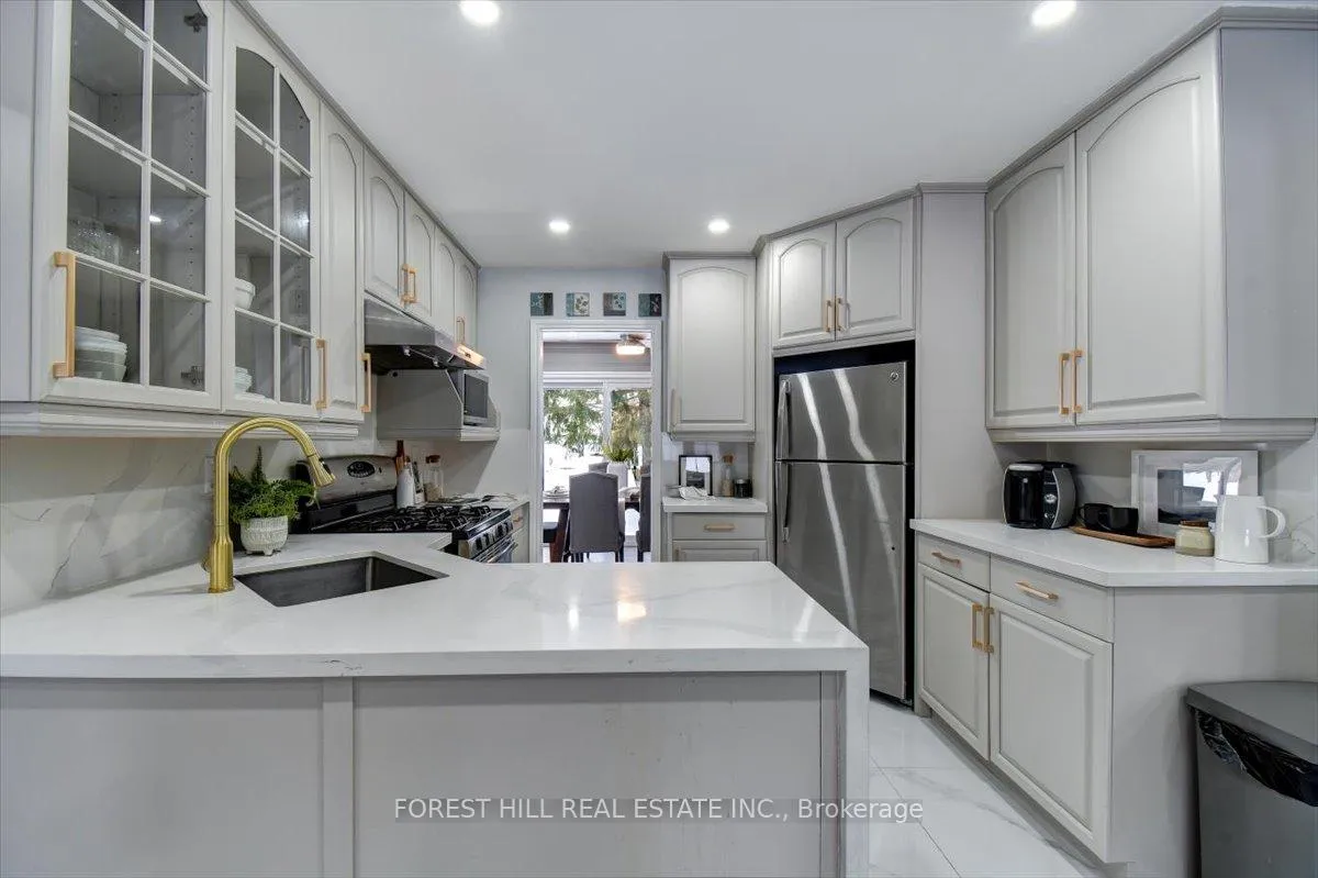 Photo 16 of 1143 Connaught Drive, Selwyn — HOMEH