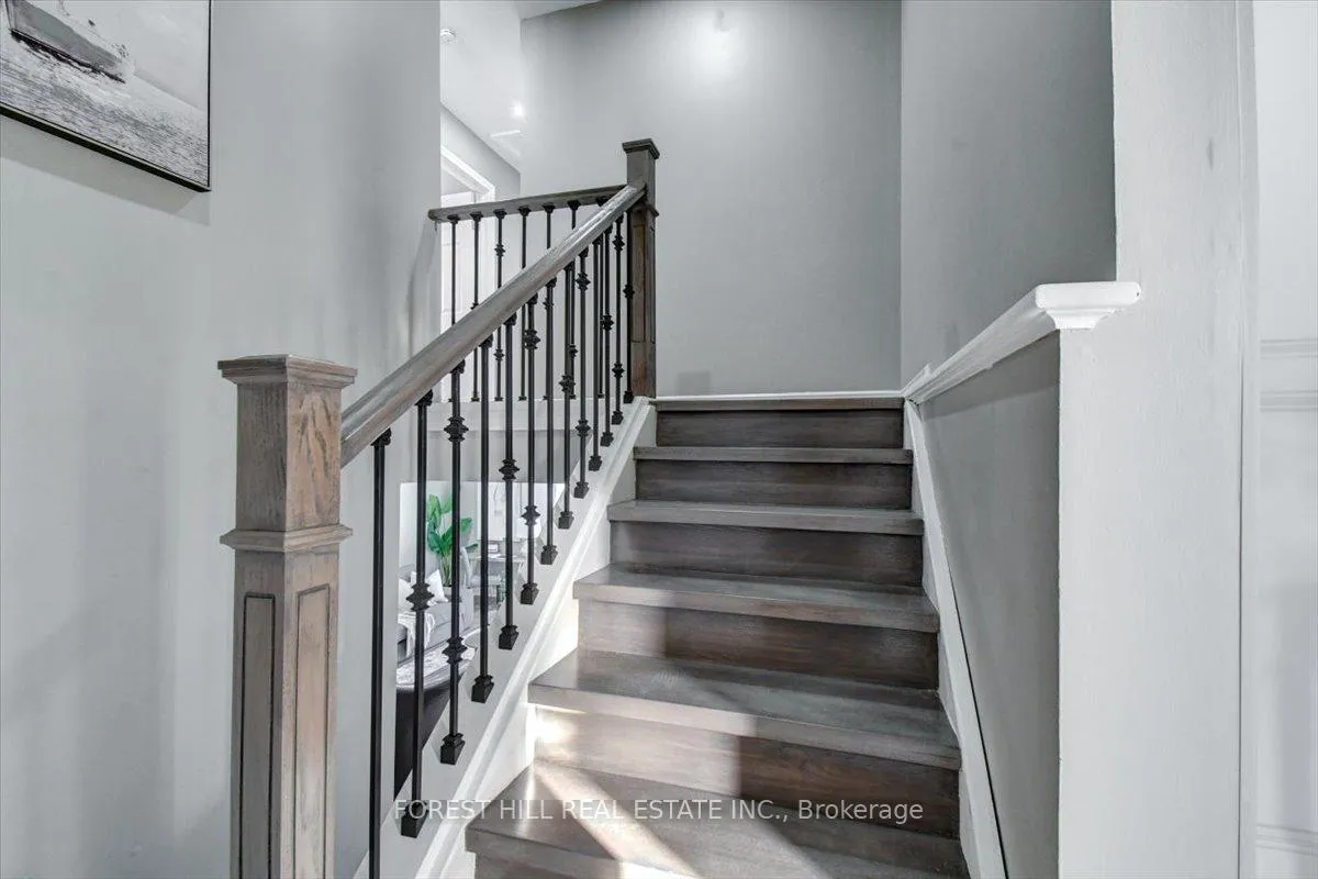 Photo 23 of 1143 Connaught Drive, Selwyn — HOMEH
