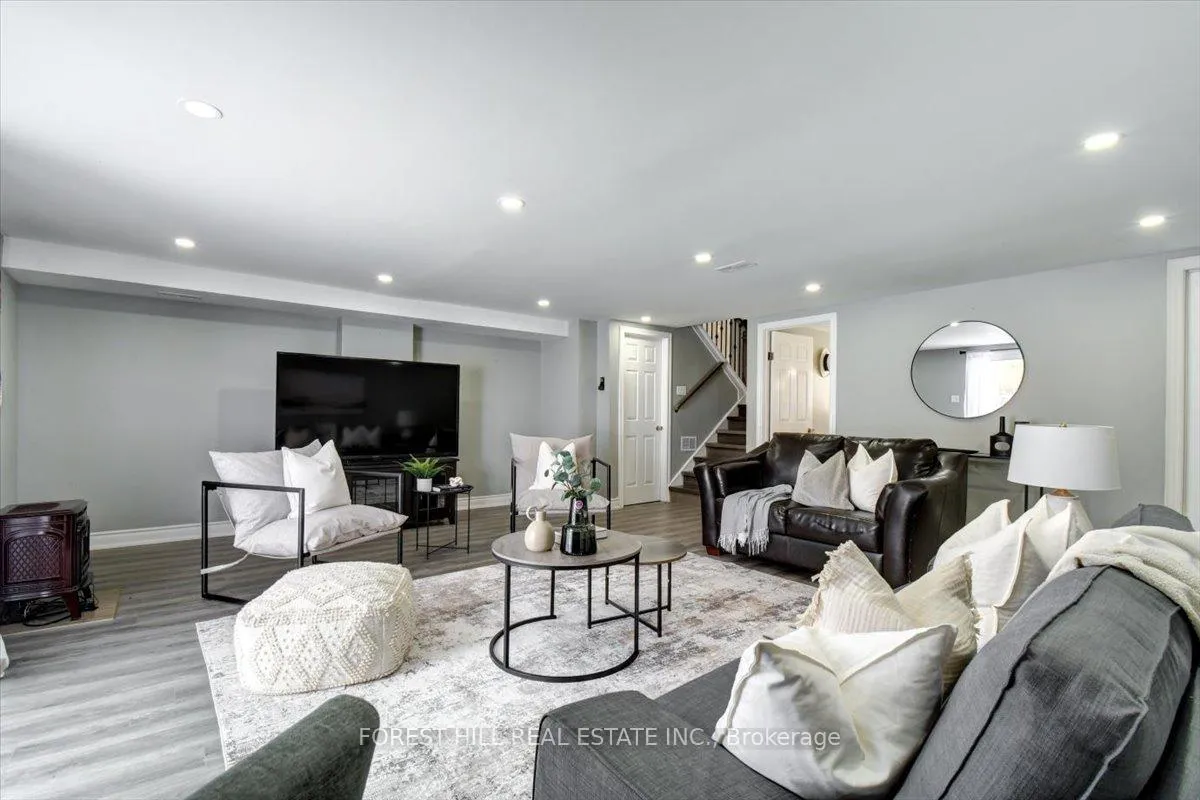 Photo 37 of 1143 Connaught Drive, Selwyn — HOMEH
