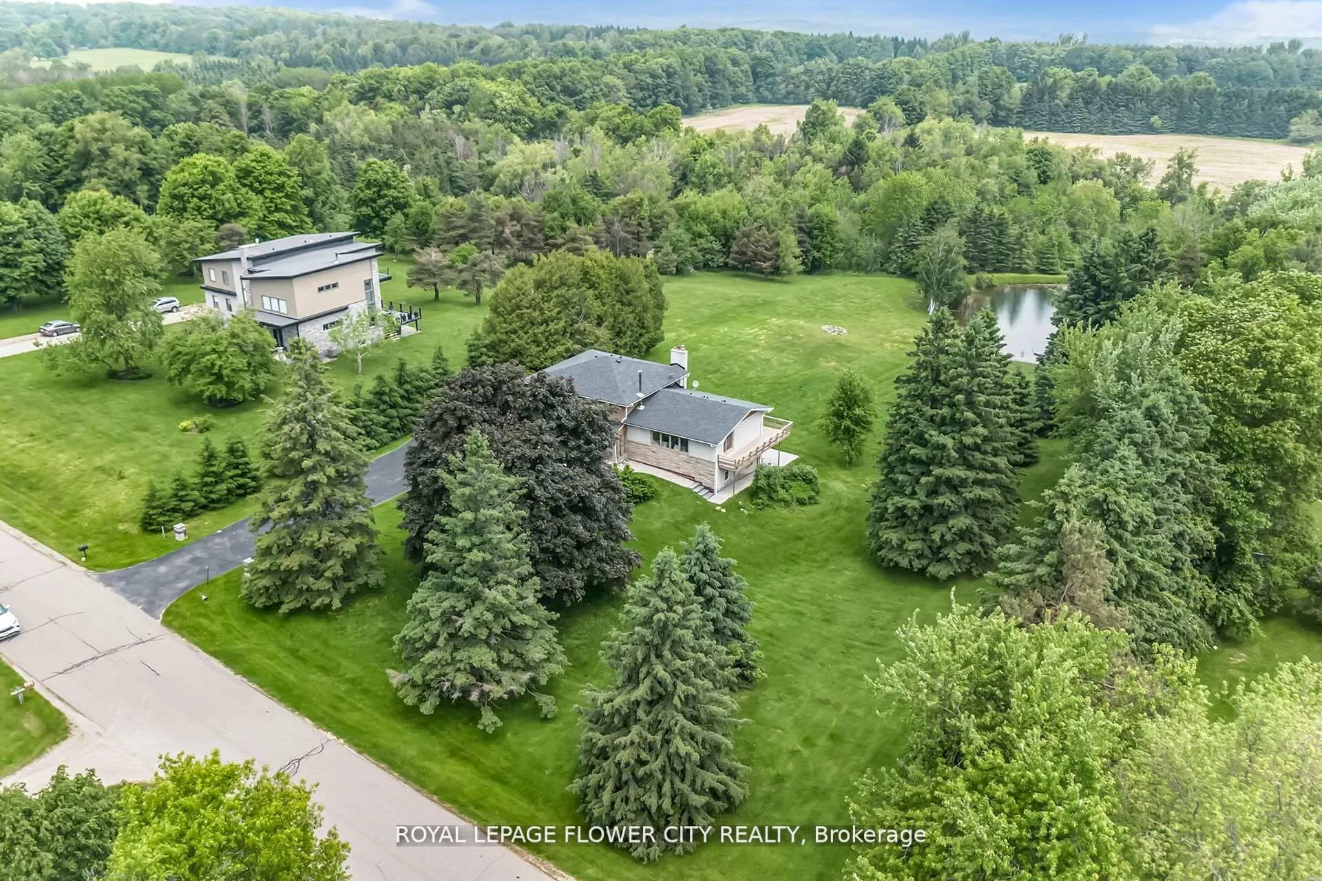 Photo 3 of 5 Glenn Court, Caledon, Rural Caledon — HOMEH