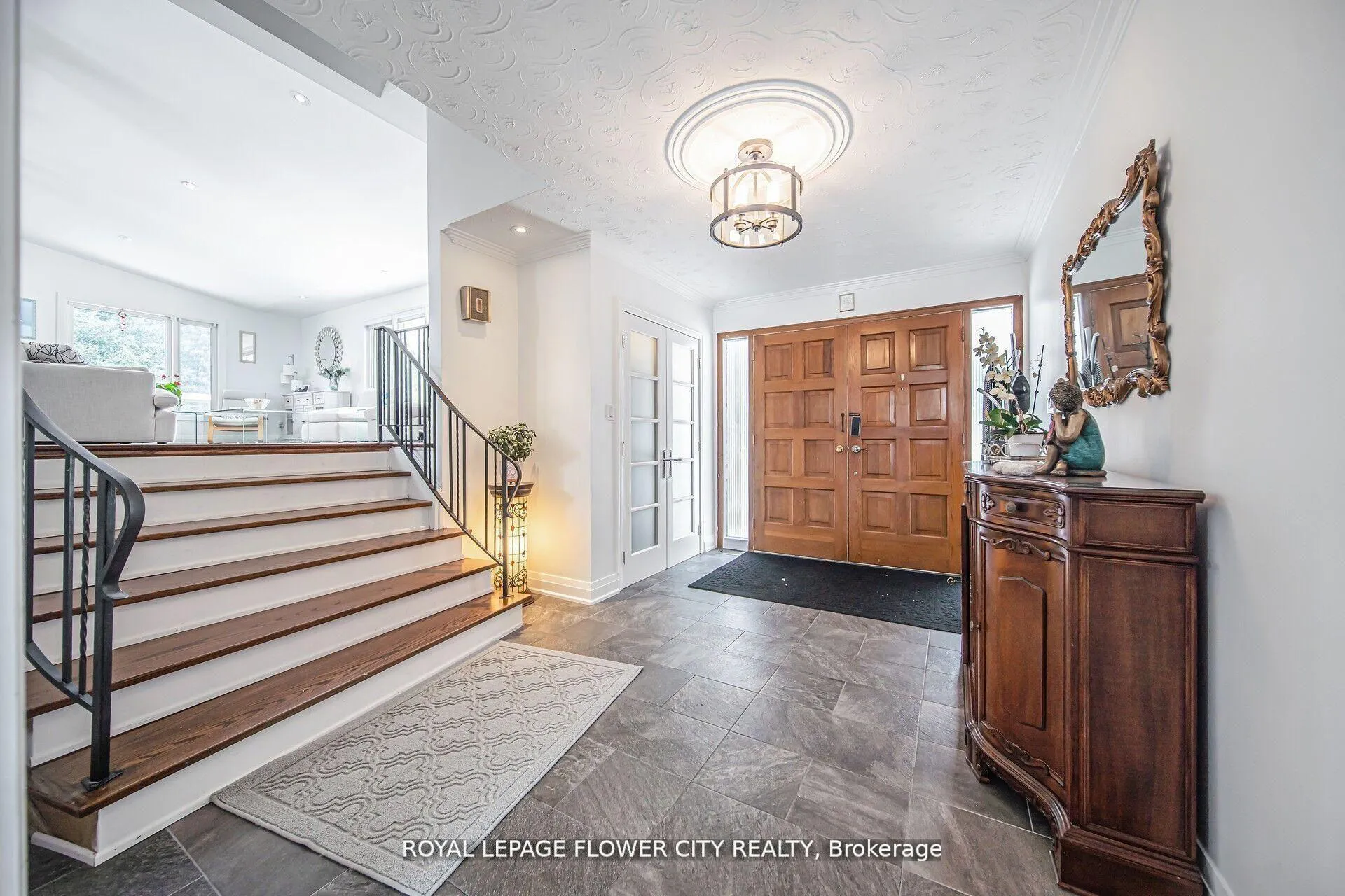 Photo 4 of 5 Glenn Court, Caledon, Rural Caledon — HOMEH