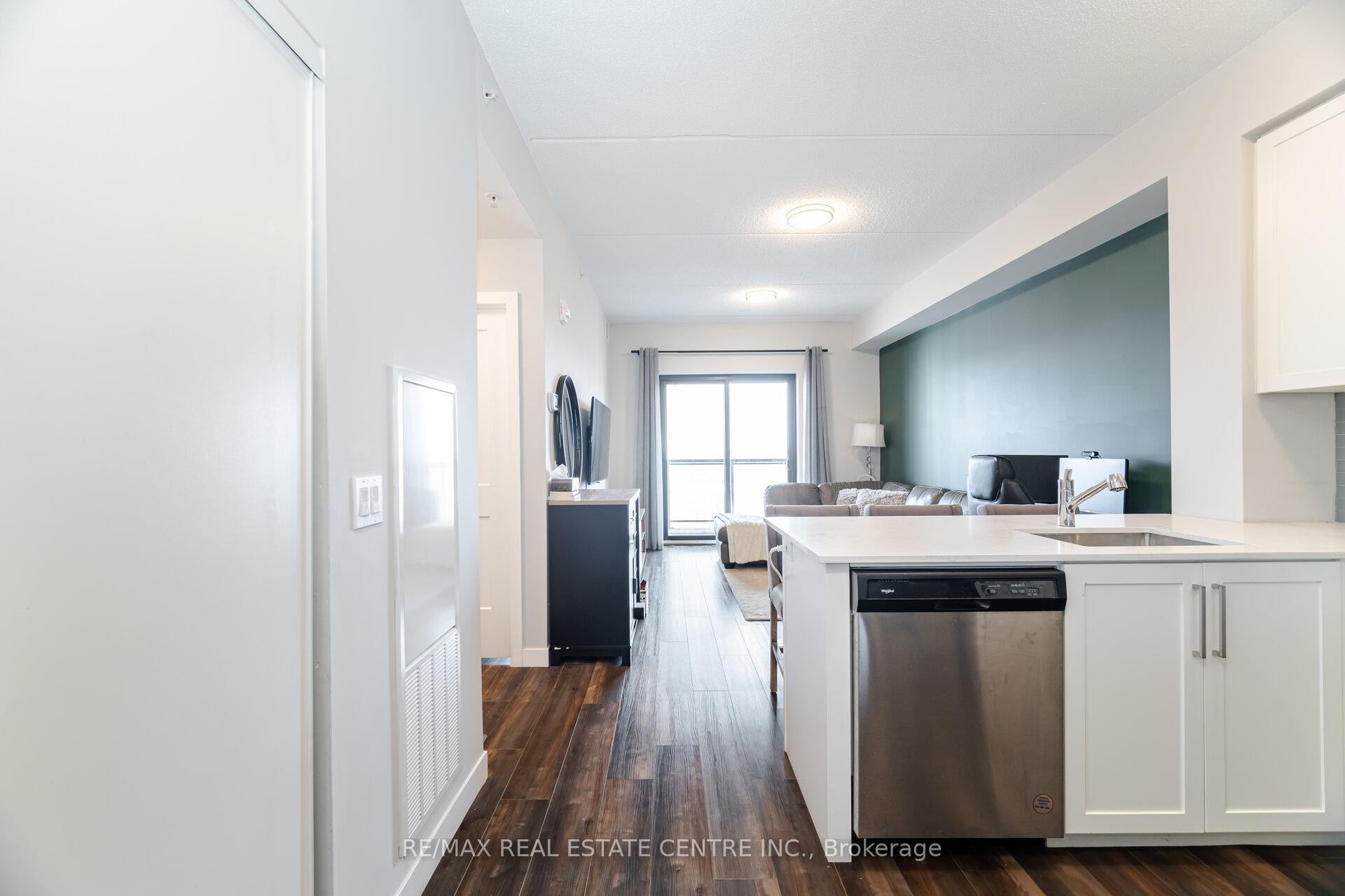 Photo 6 of Unit 710, 15 Queen Street S, Hamilton, Central — HOMEH