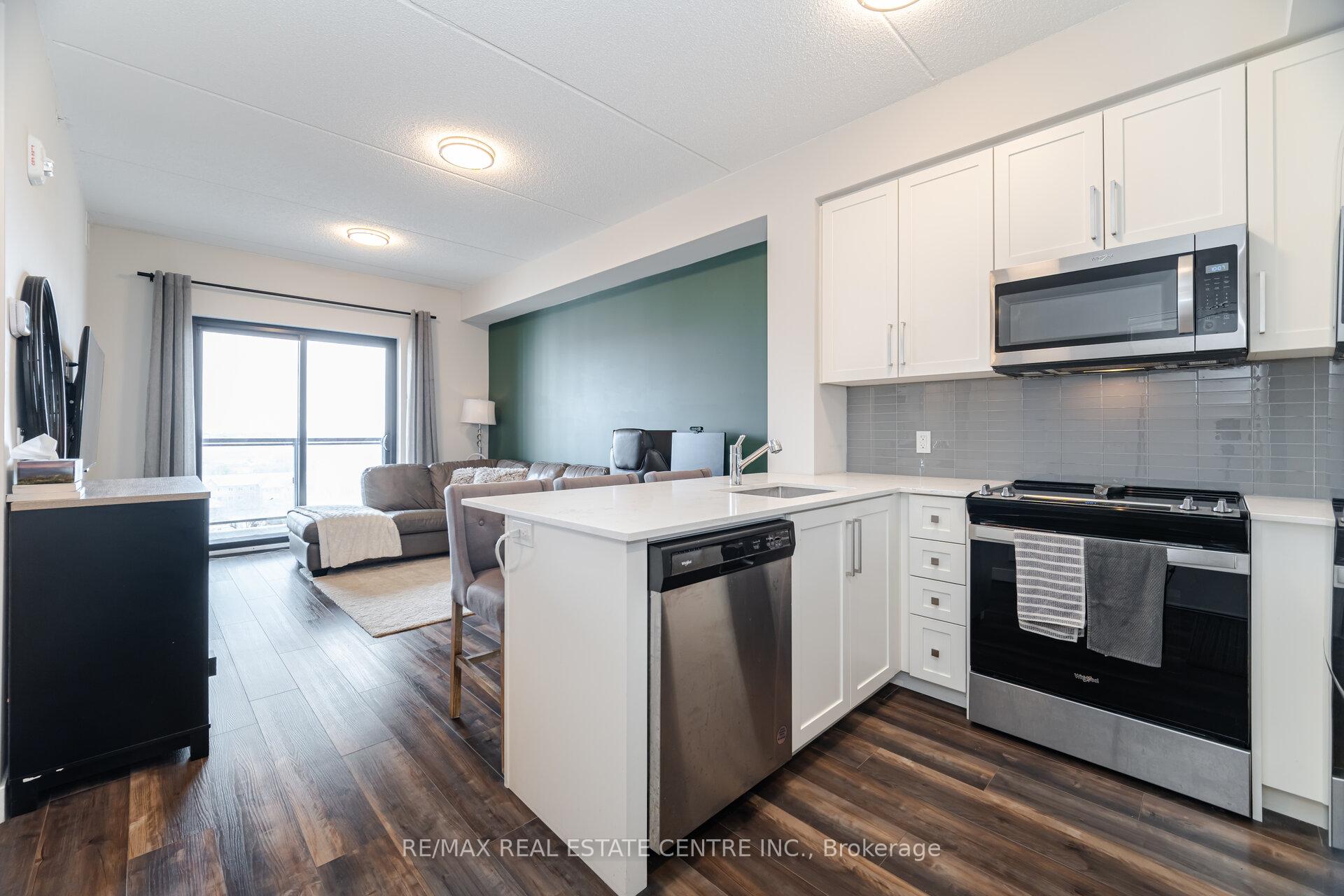Photo 12 of Unit 710, 15 Queen Street S, Hamilton, Central — HOMEH
