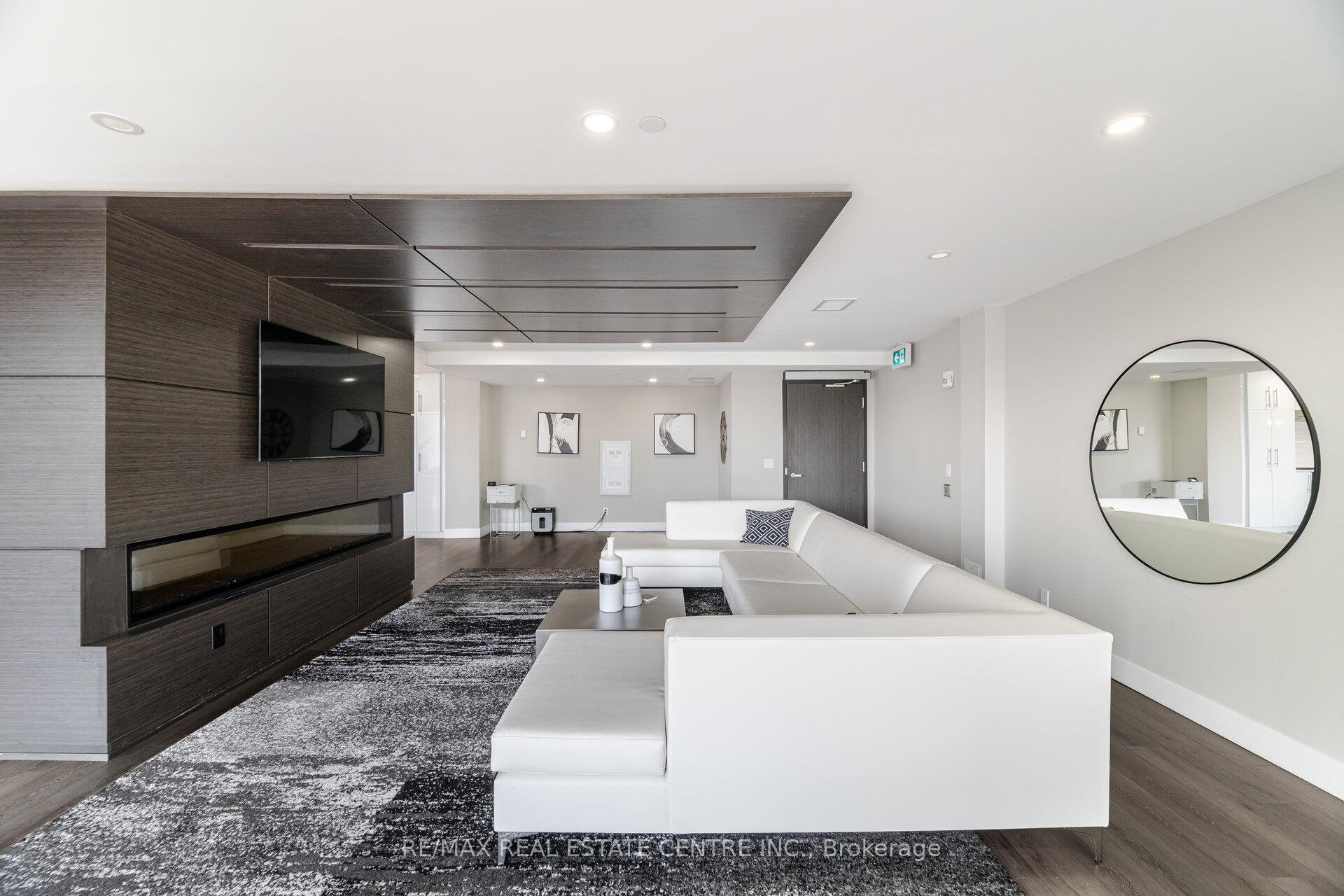 Photo 39 of Unit 710, 15 Queen Street S, Hamilton, Central — HOMEH