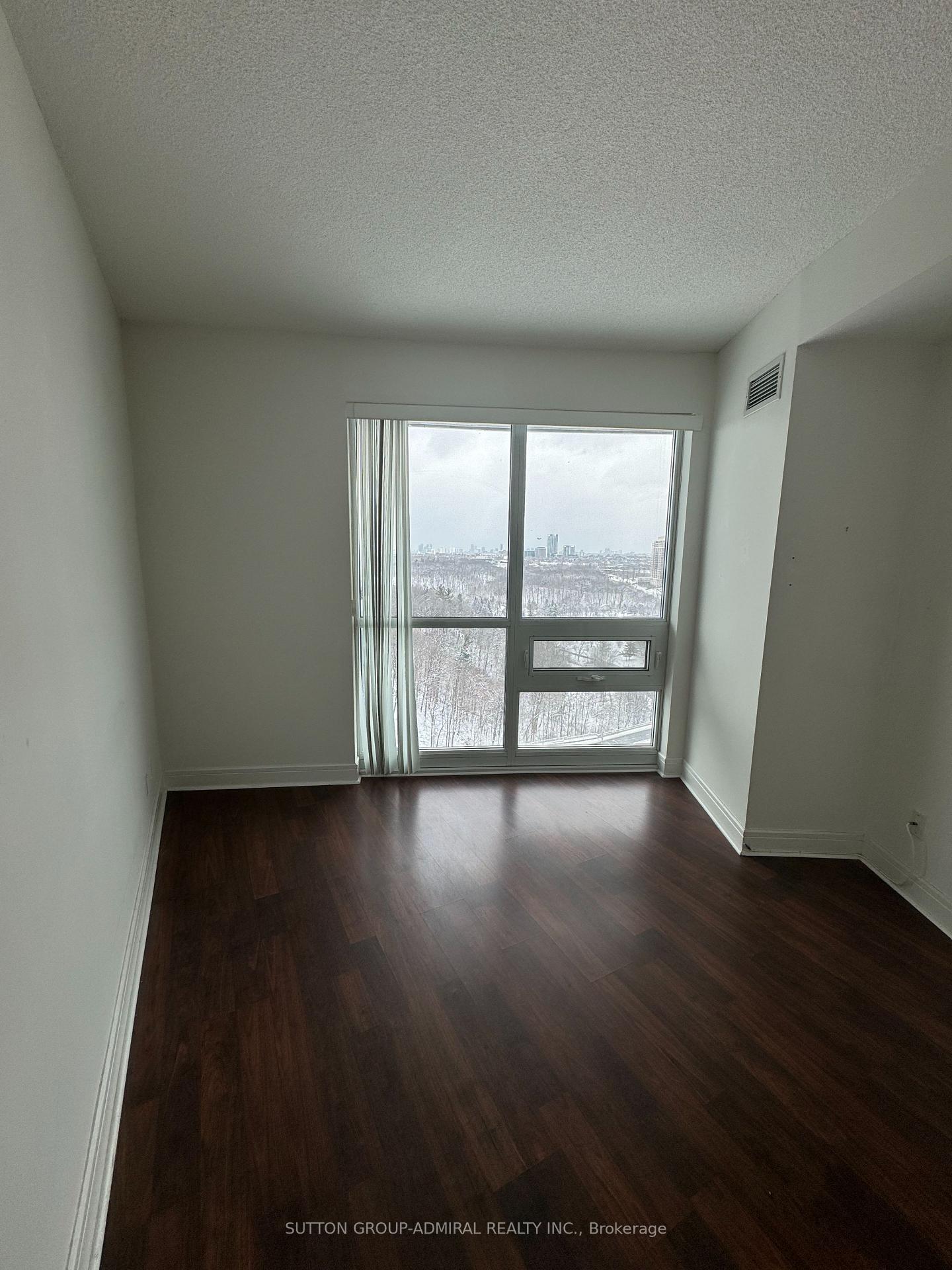 Photo 23 of Unit 1506, 35 Brian Peck Crescent, Toronto, Thorncliffe Park — HOMEH