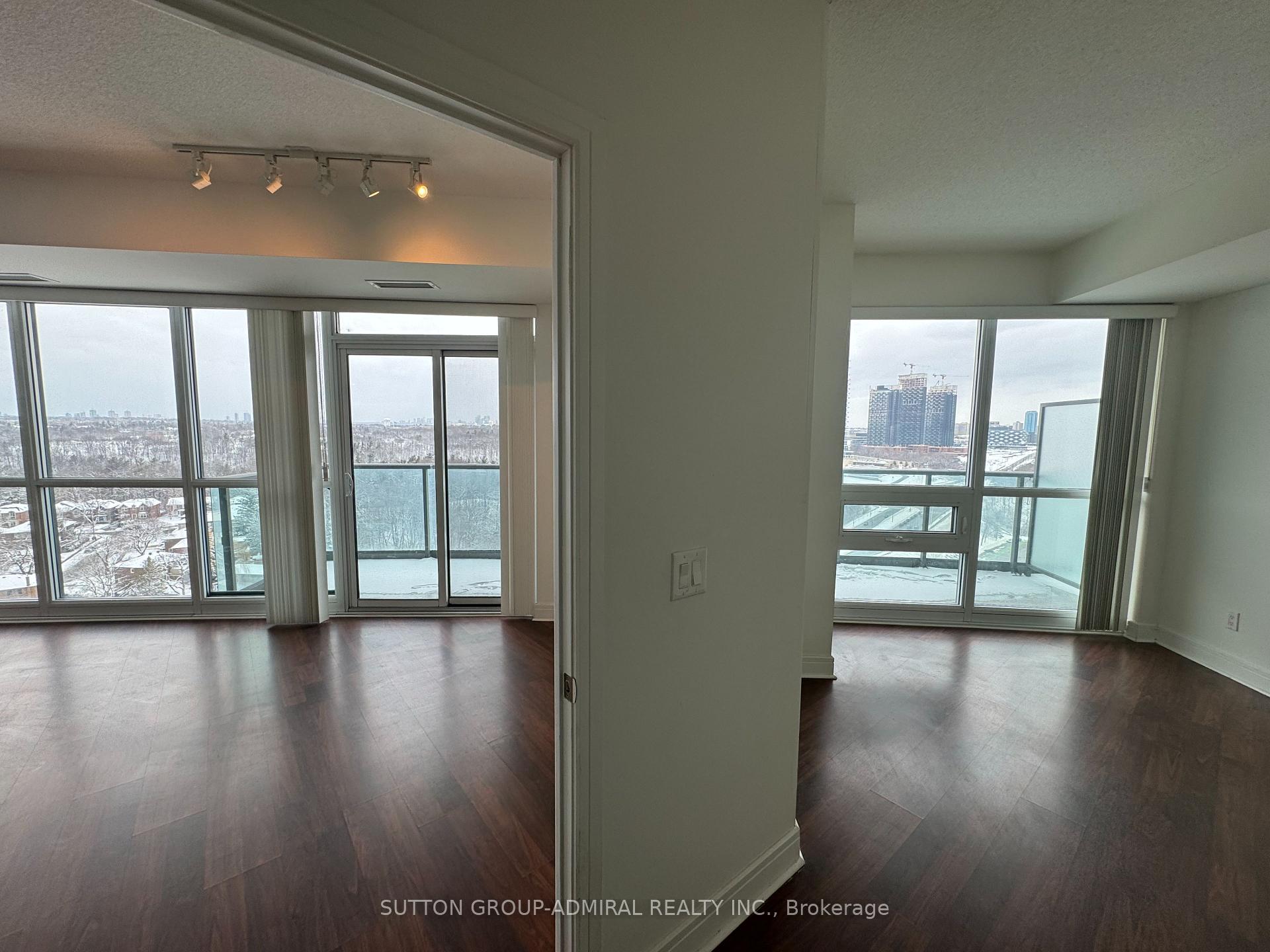 Photo 7 of Unit 1506, 35 Brian Peck Crescent, Toronto, Thorncliffe Park — HOMEH
