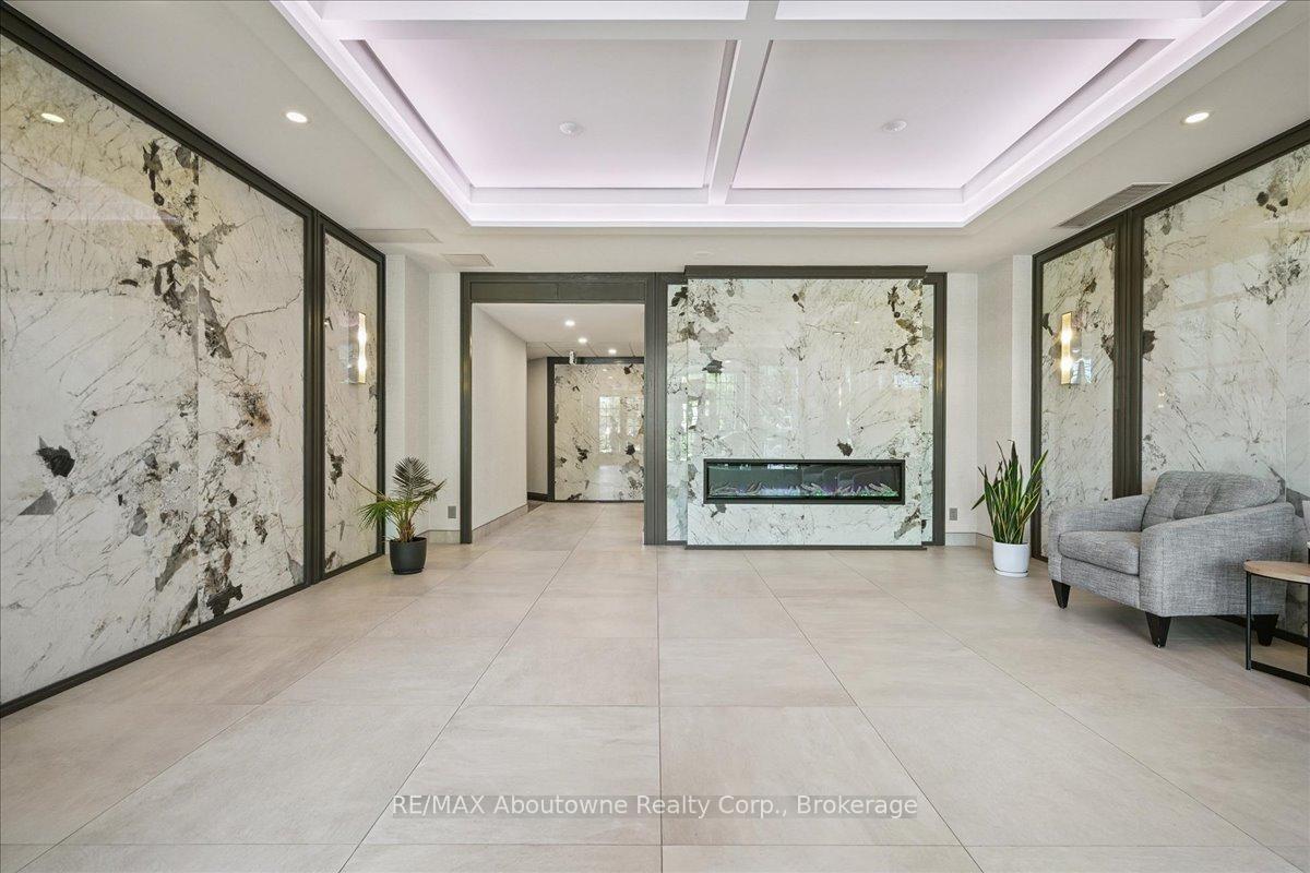 Photo 5 of Unit 805, 2325 Central Park Drive, Oakville, River Oaks — HOMEH