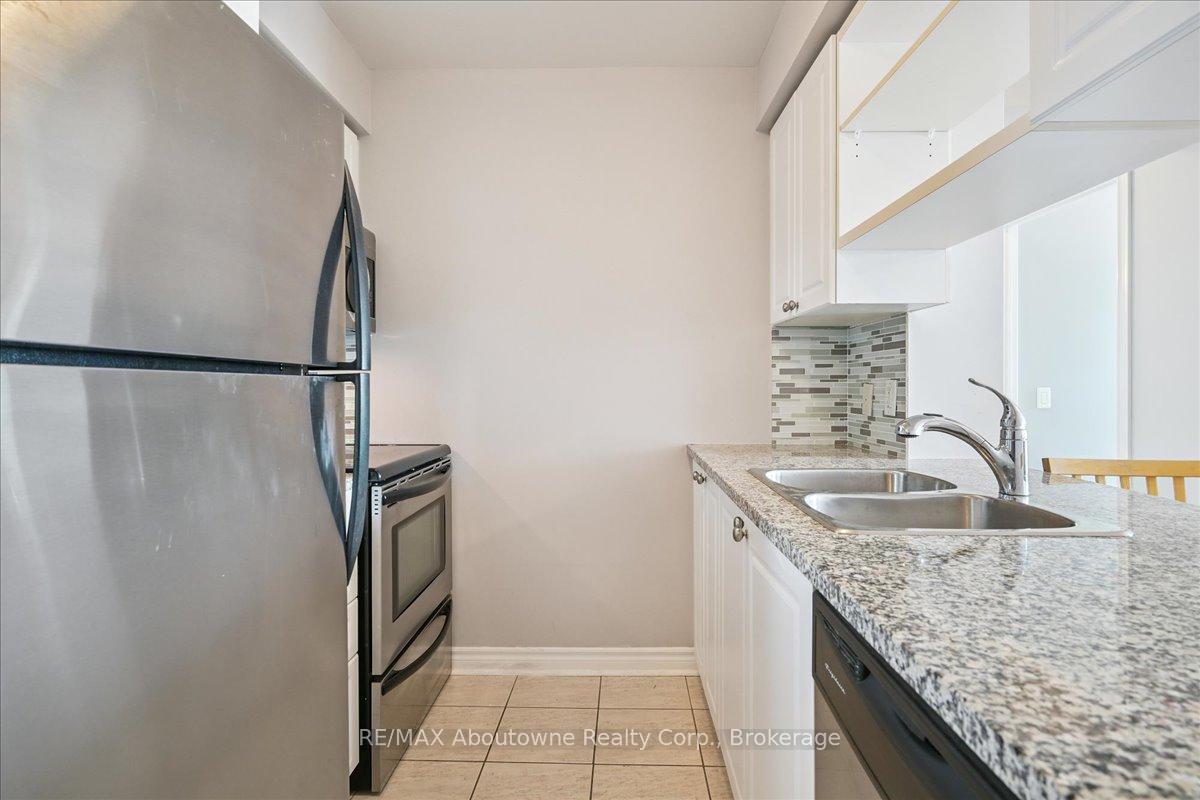 Photo 9 of Unit 805, 2325 Central Park Drive, Oakville, River Oaks — HOMEH