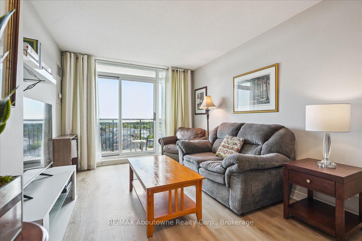 Photo 16 of Unit 805, 2325 Central Park Drive, Oakville, River Oaks — HOMEH