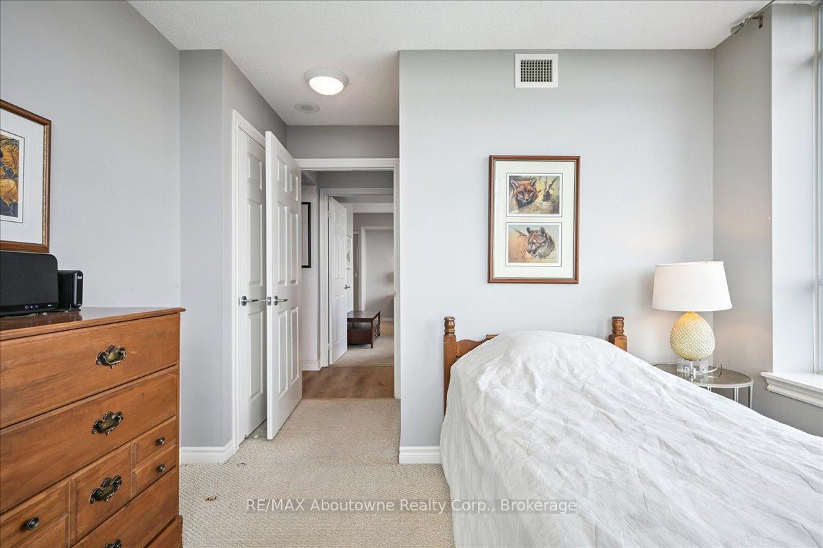 Photo 21 of Unit 805, 2325 Central Park Drive, Oakville, River Oaks — HOMEH