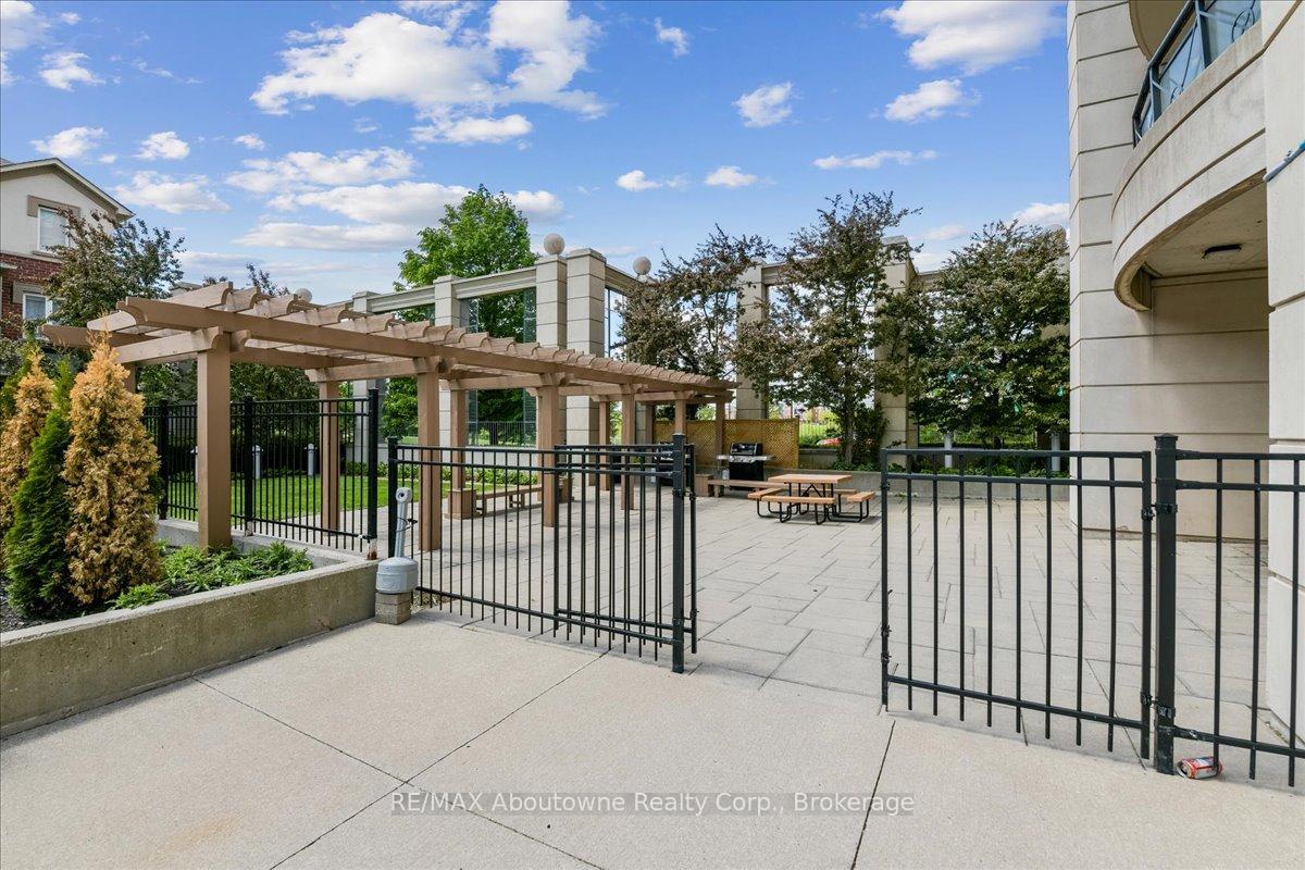 Photo 39 of Unit 805, 2325 Central Park Drive, Oakville, River Oaks — HOMEH