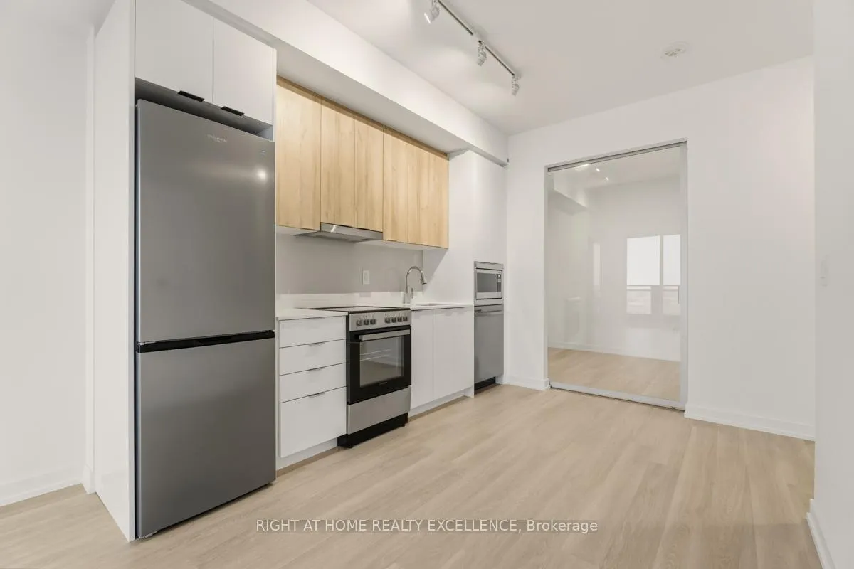 Photo 5 of Unit B-519, 9751 Markham Road, Markham, Greensborough — HOMEH
