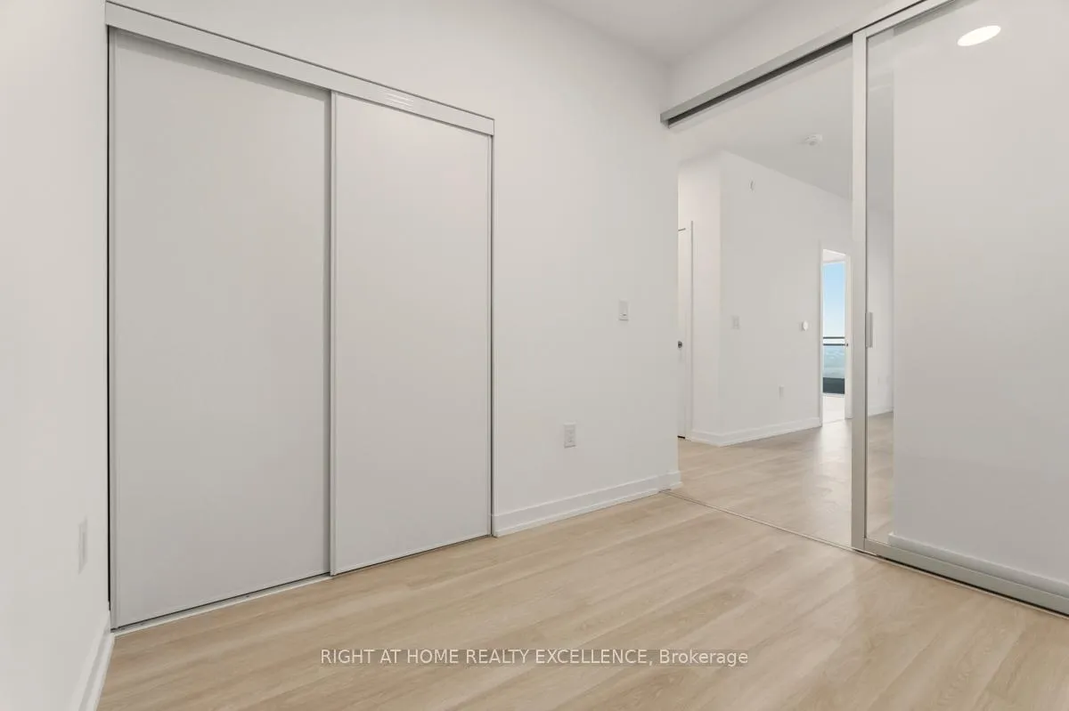 Photo 10 of Unit B-519, 9751 Markham Road, Markham, Greensborough — HOMEH