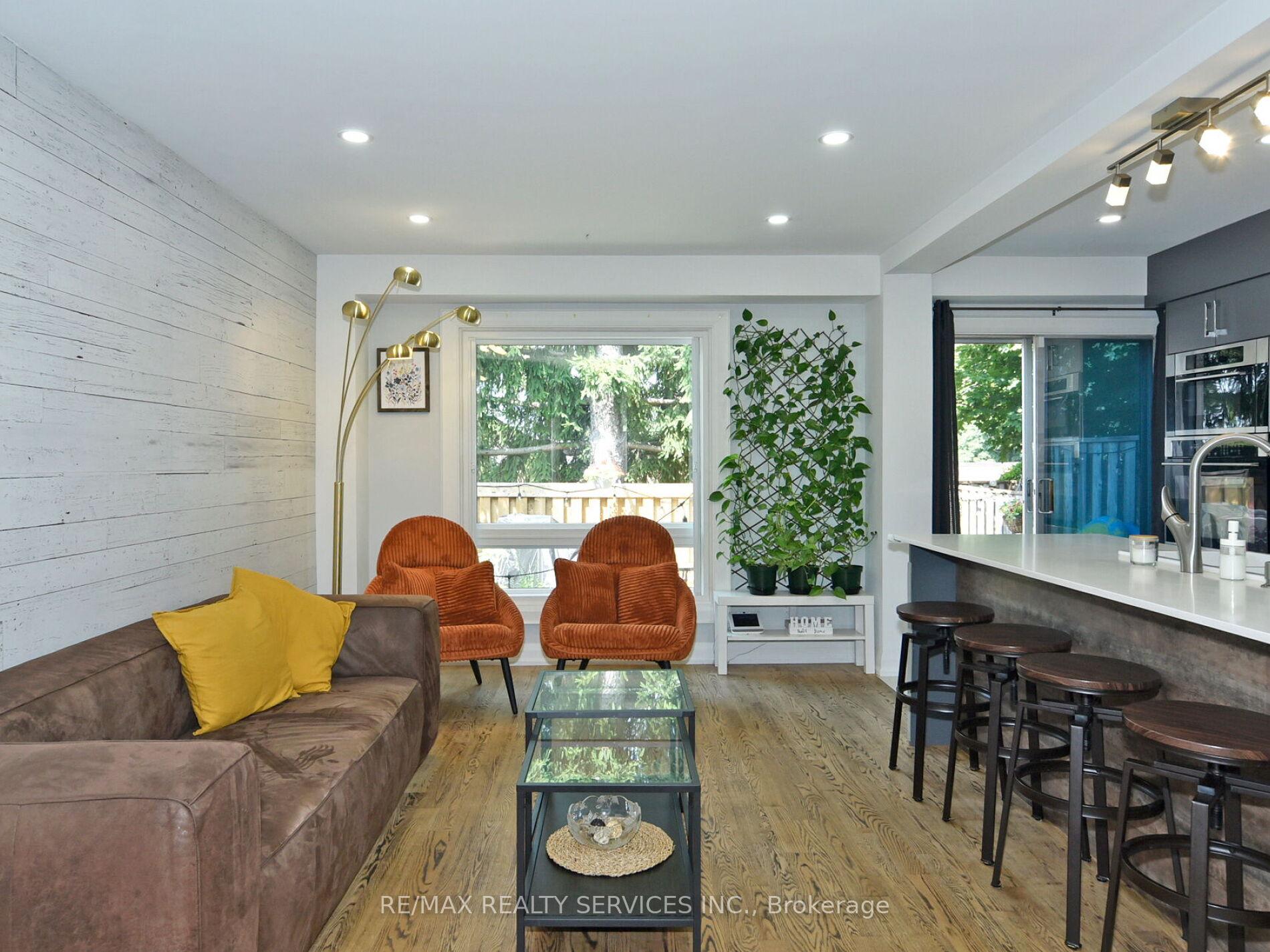 Photo 9 of Unit 80, 46 Lindisfarne Way E, Markham, Markham Village — HOMEH