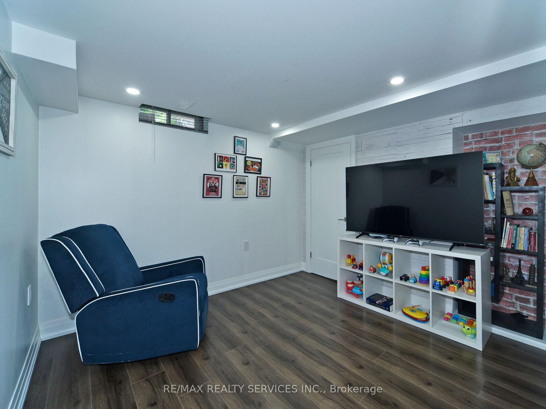 Photo 27 of Unit 80, 46 Lindisfarne Way E, Markham, Markham Village — HOMEH