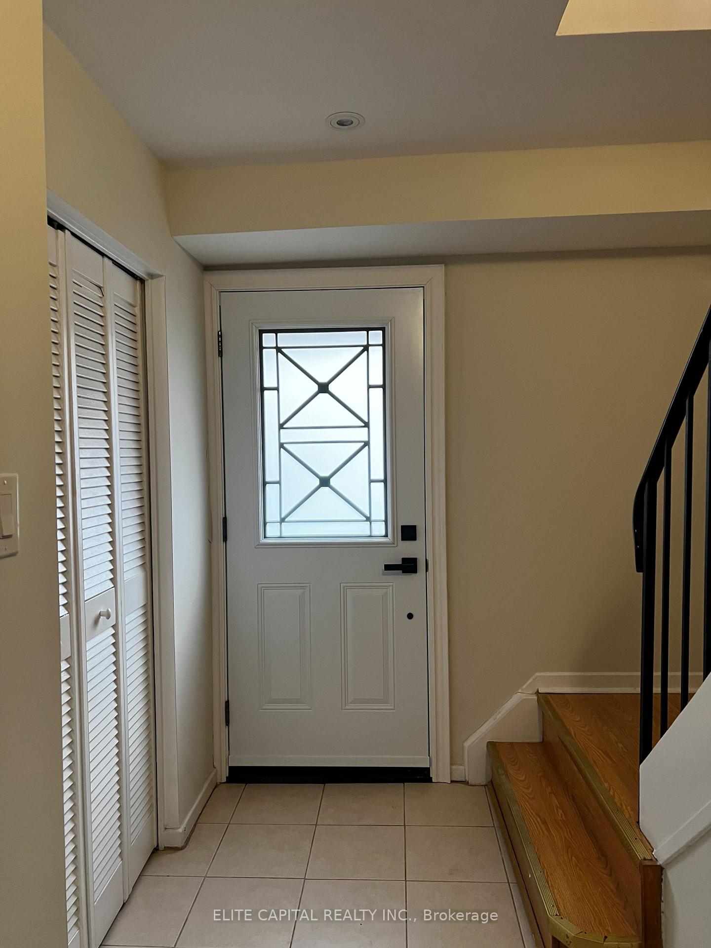 Photo 2 of 9 Lofty Hill Way, North York, Hillcrest Village — HOMEH