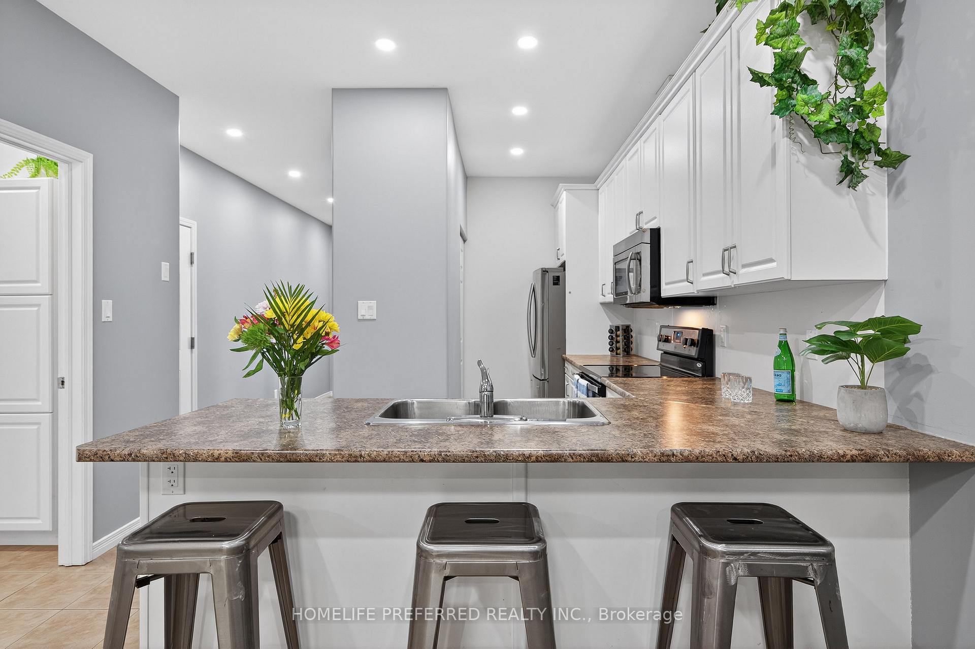 Photo 8 of 13 Wingett Way, Selwyn — HOMEH