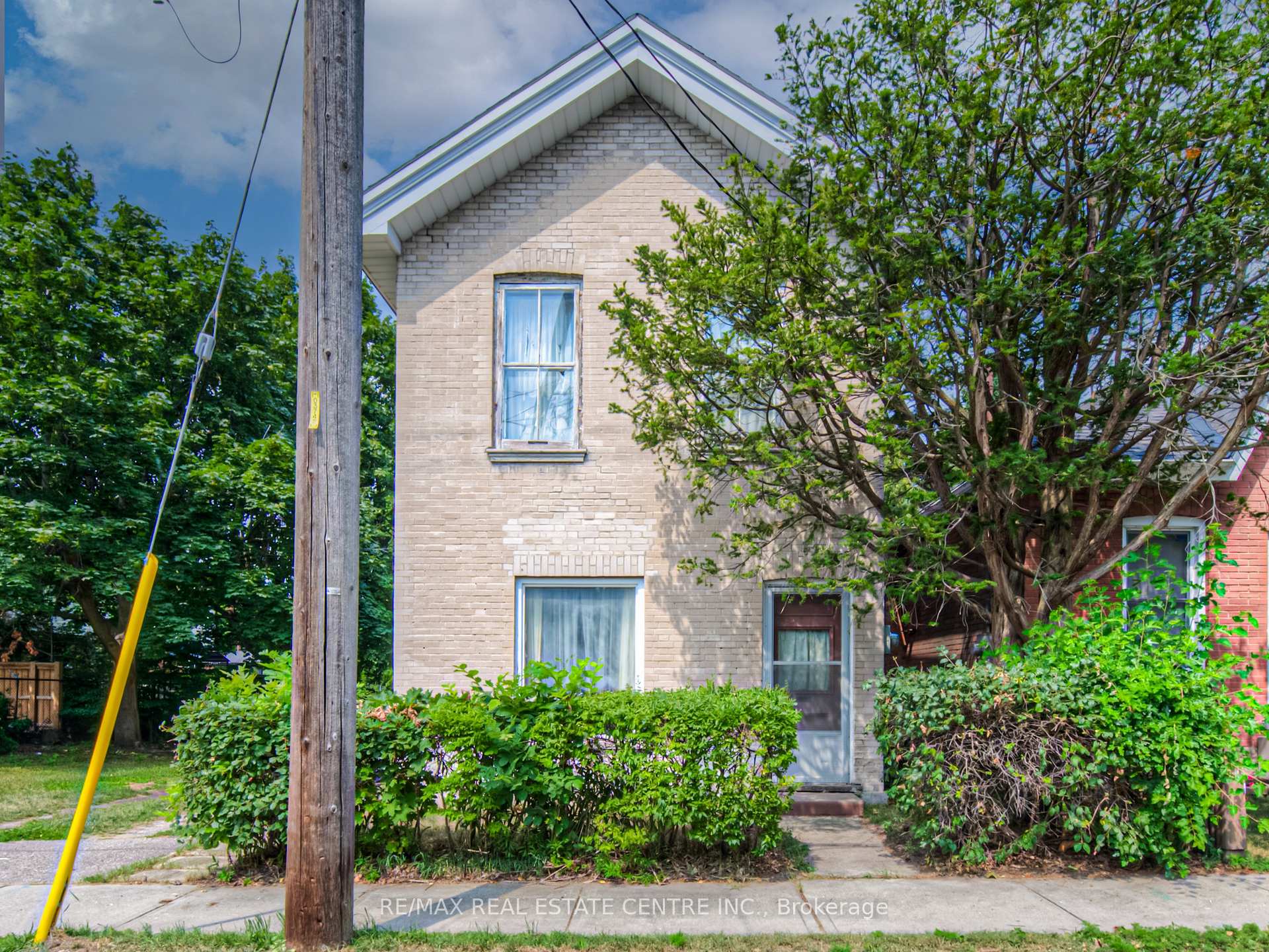 Photo 6 of 14 Bond Street, Brant, Brantford Twp — HOMEH