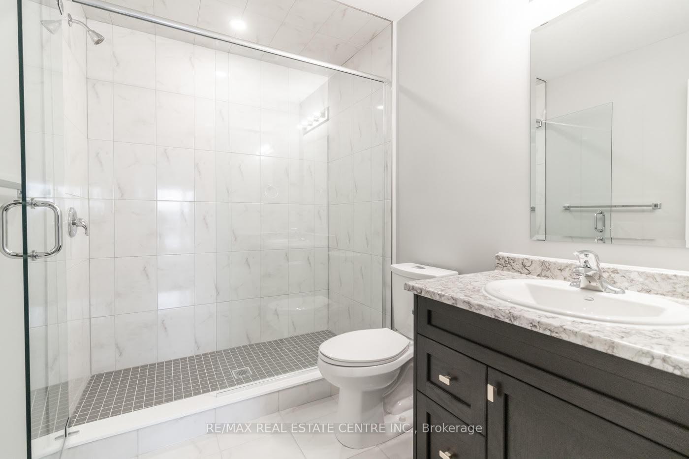 Photo 17 of 210 Wheat Lane, Kitchener — HOMEH