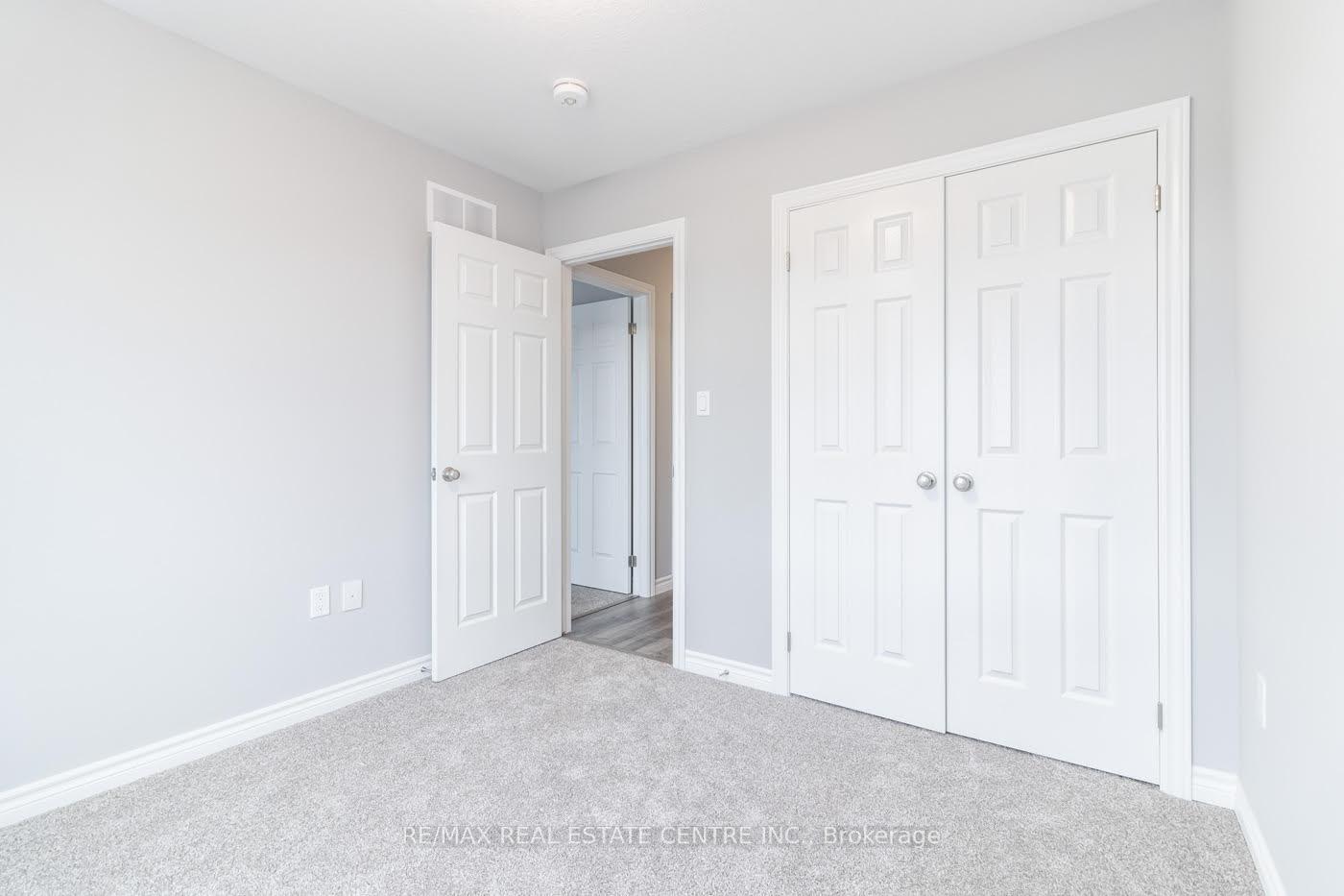 Photo 19 of 210 Wheat Lane, Kitchener — HOMEH