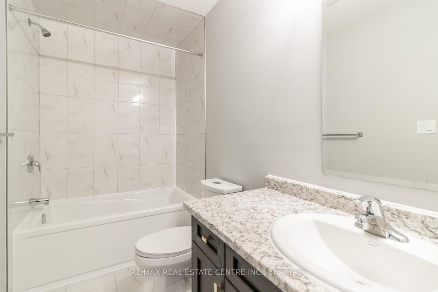 Photo 20 of 210 Wheat Lane, Kitchener — HOMEH