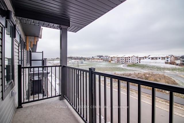 Photo 21 of 210 Wheat Lane, Kitchener — HOMEH