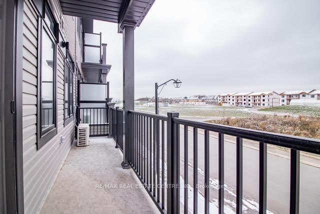 Photo 24 of 210 Wheat Lane, Kitchener — HOMEH