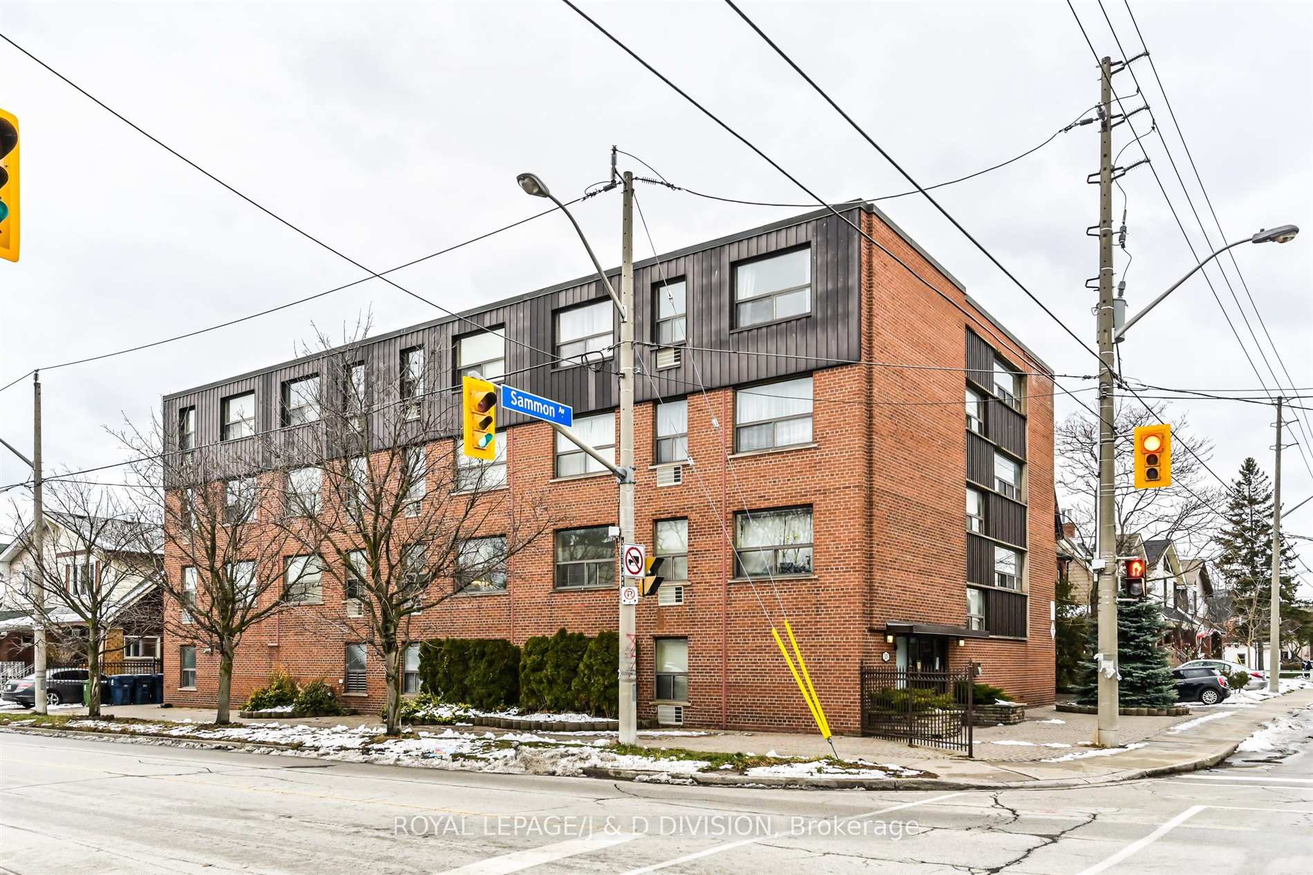 Photo 2 of Unit 106, 325 Sammon Avenue, Toronto, Danforth Village-East York — HOMEH