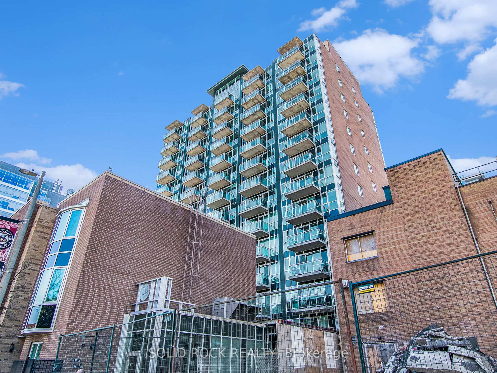 Front of Unit 202, 134 York Street