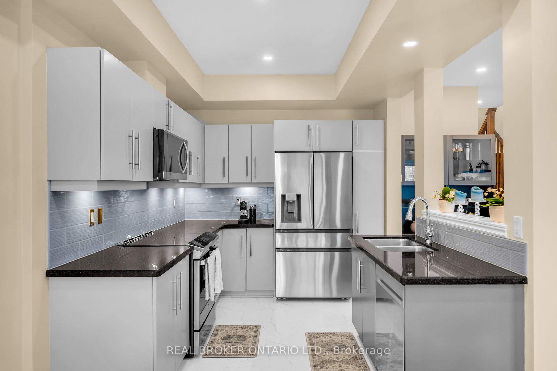 Photo 10 of Unit 22, 40 Dartmouth Gate, Hamilton, Lakeshore — HOMEH