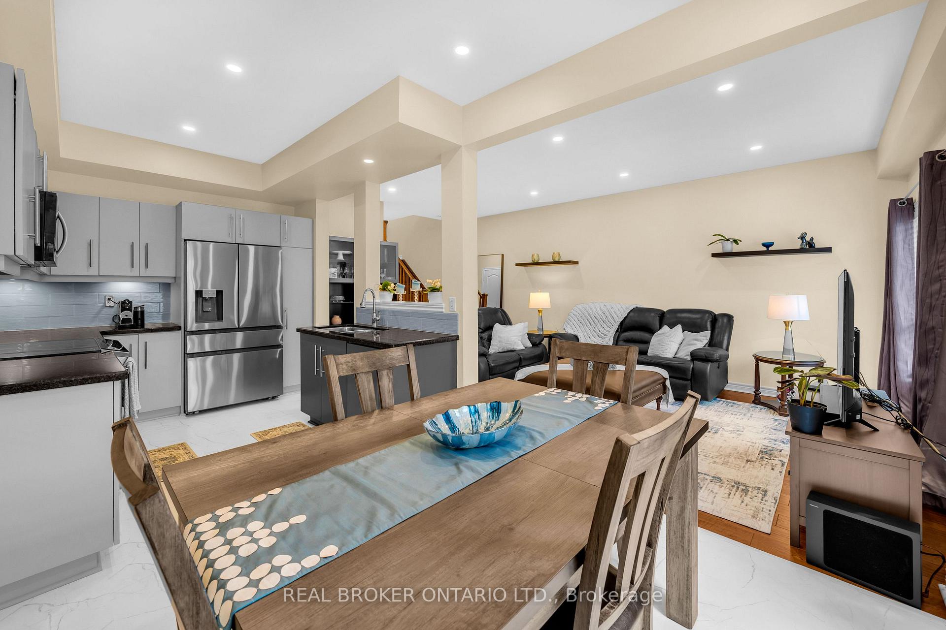 Photo 16 of Unit 22, 40 Dartmouth Gate, Hamilton, Lakeshore — HOMEH