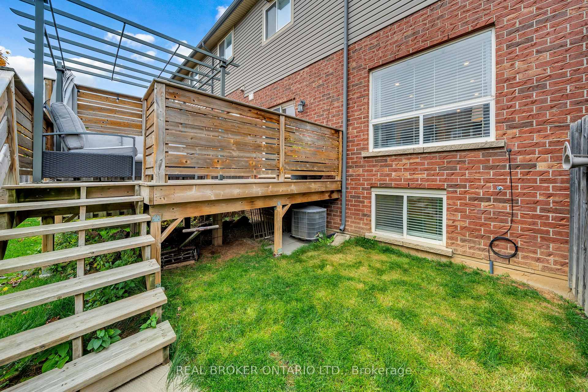 Photo 38 of Unit 22, 40 Dartmouth Gate, Hamilton, Lakeshore — HOMEH