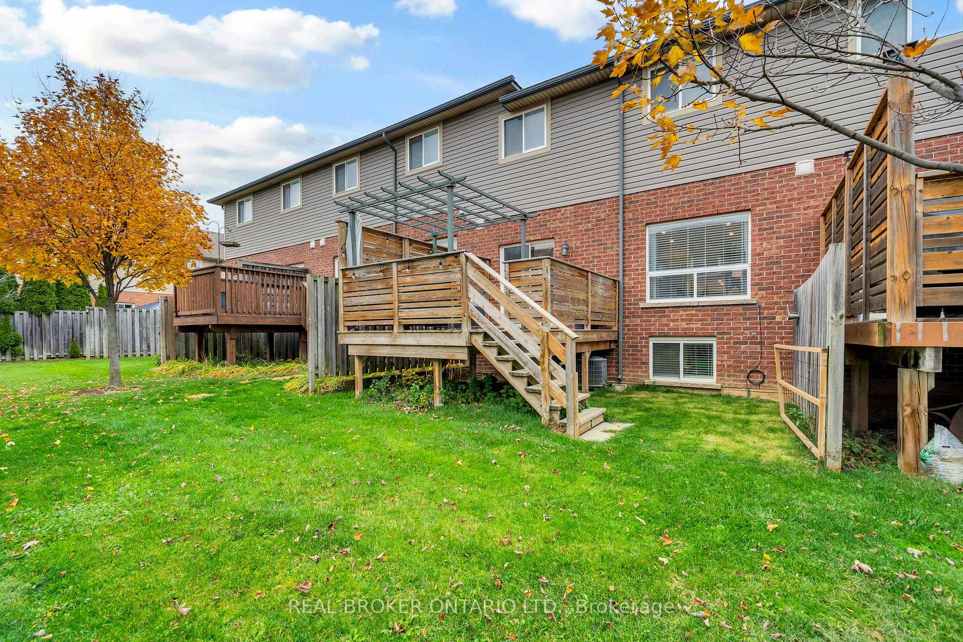 Photo 39 of Unit 22, 40 Dartmouth Gate, Hamilton, Lakeshore — HOMEH