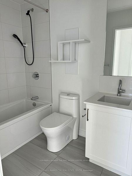 Photo 9 of Unit 402, 681 Yonge Street E, Barrie, Painswick South — HOMEH