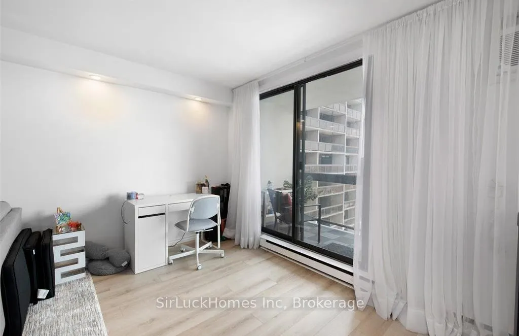 Photo 11 of Unit 1807, 150 Park Street W, Windsor — HOMEH