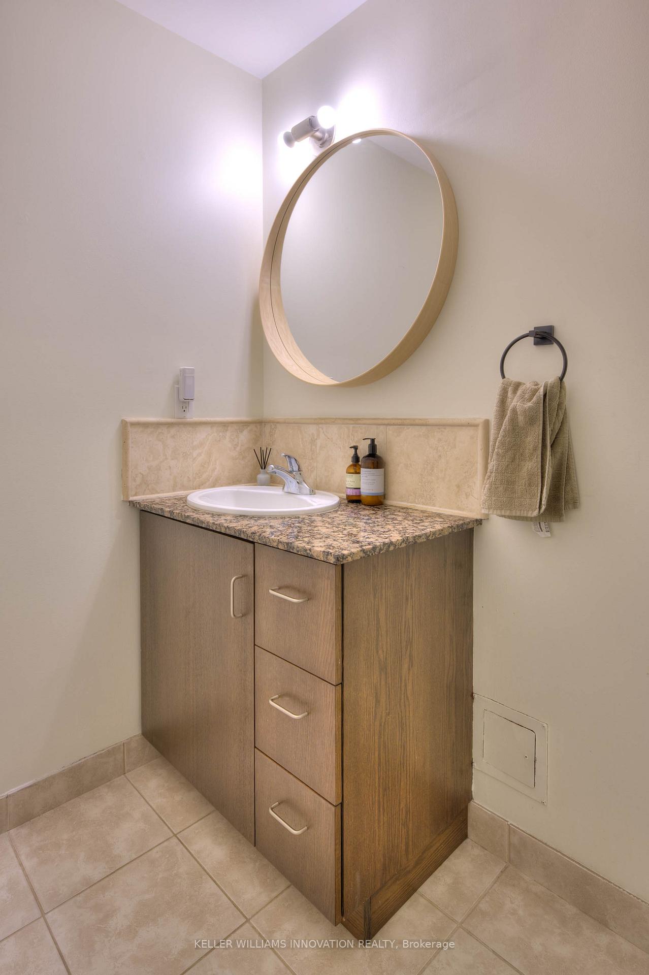 Photo 6 of Unit 709, 191 King Street S, Waterloo — HOMEH