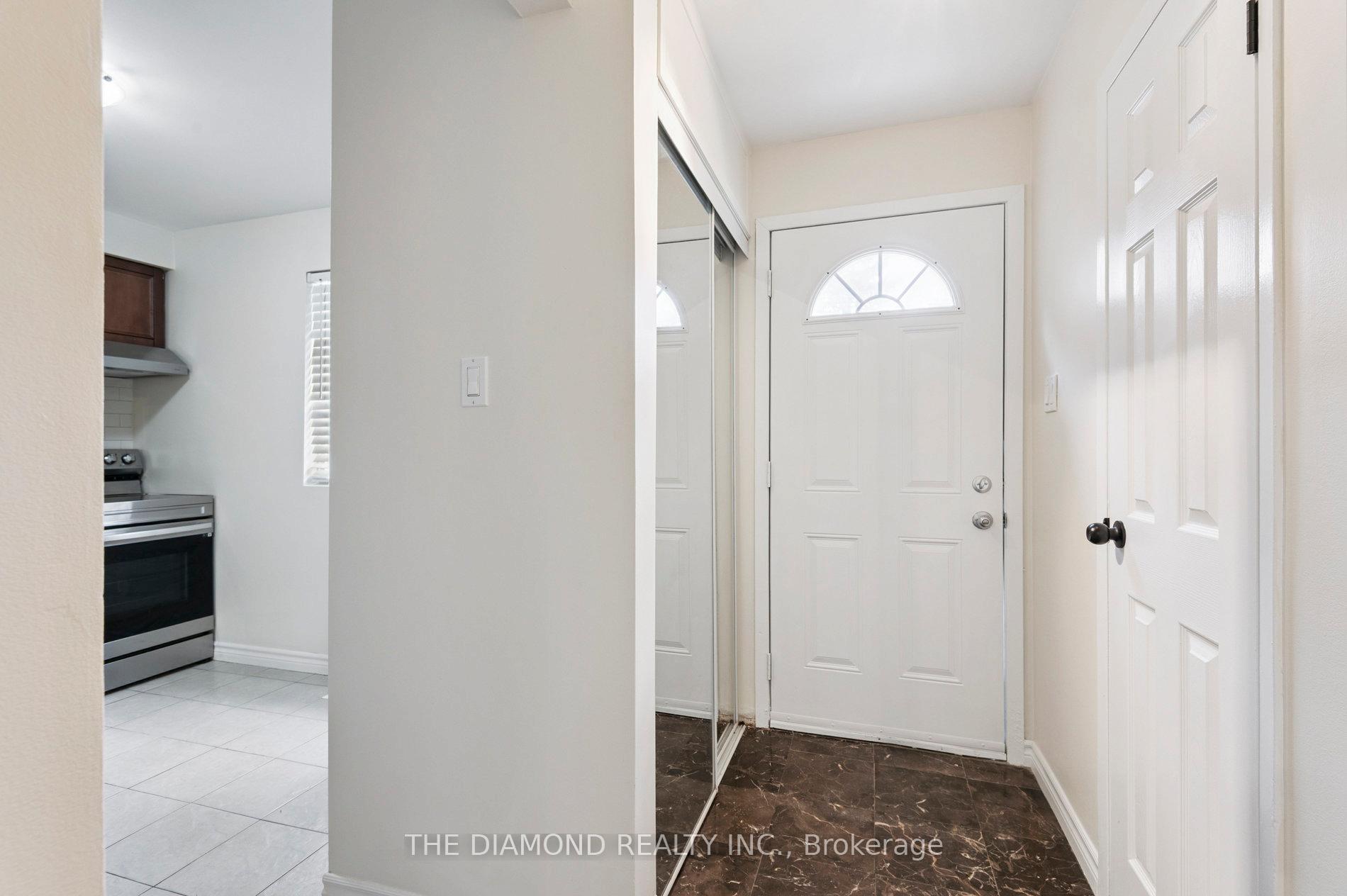 Photo 7 of Unit 6, 72 Dusay Place, Scarborough, L'Amoreaux — HOMEH