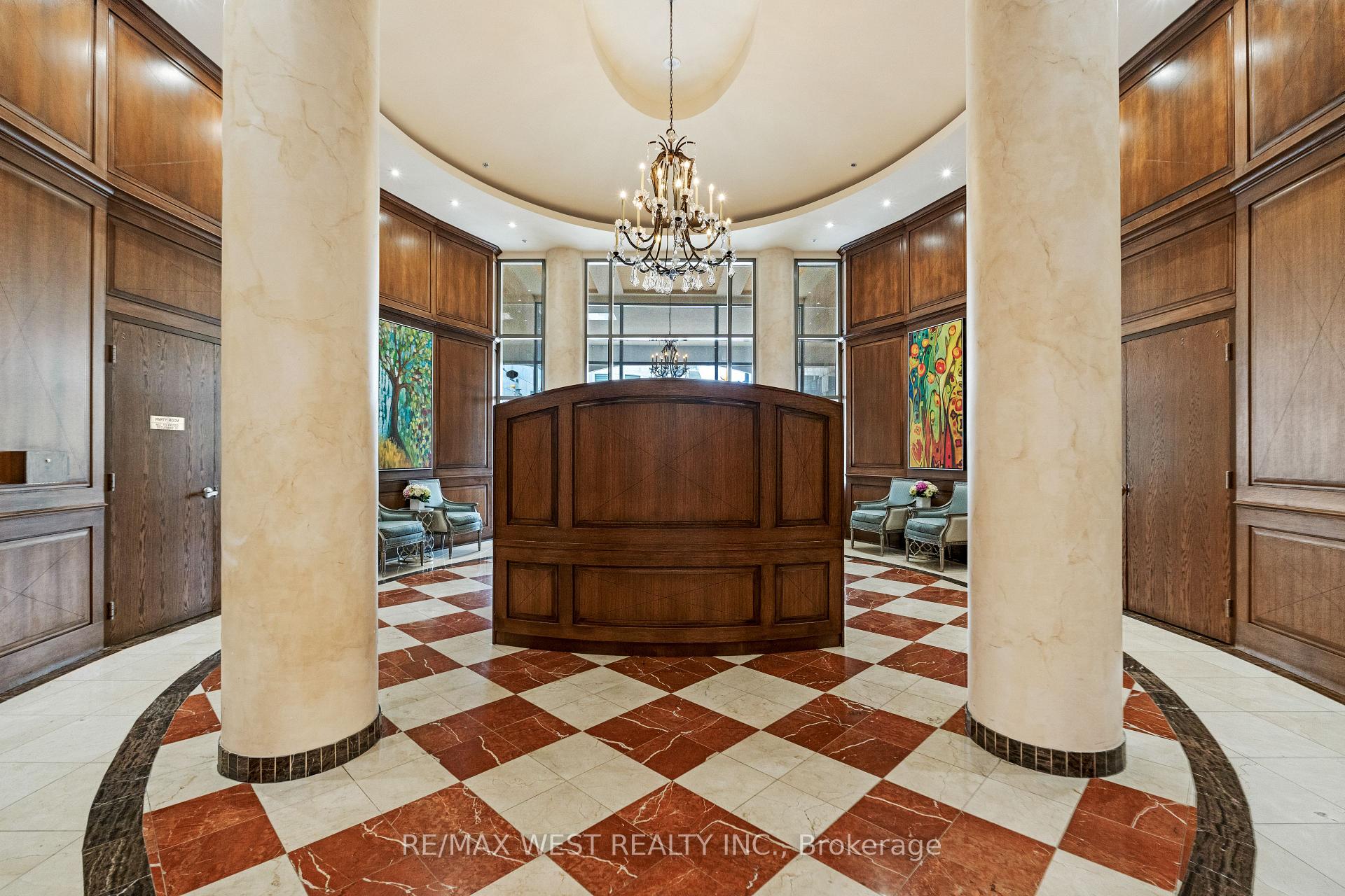 Photo 2 of Unit 516, 83 Woodbridge Avenue, Vaughan, West Woodbridge — HOMEH