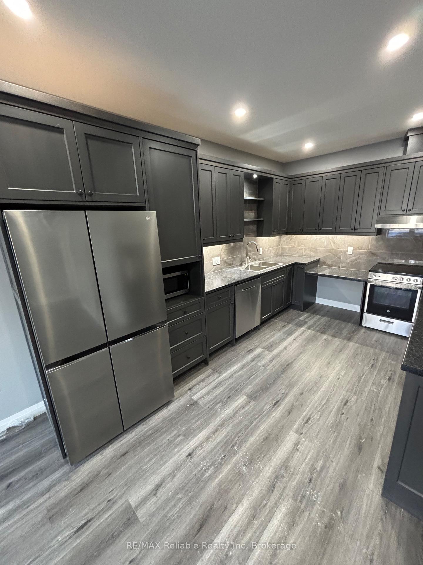 Photo 1 of Unit 104, 69 Albert Street, Central Huron, Clinton — HOMEH