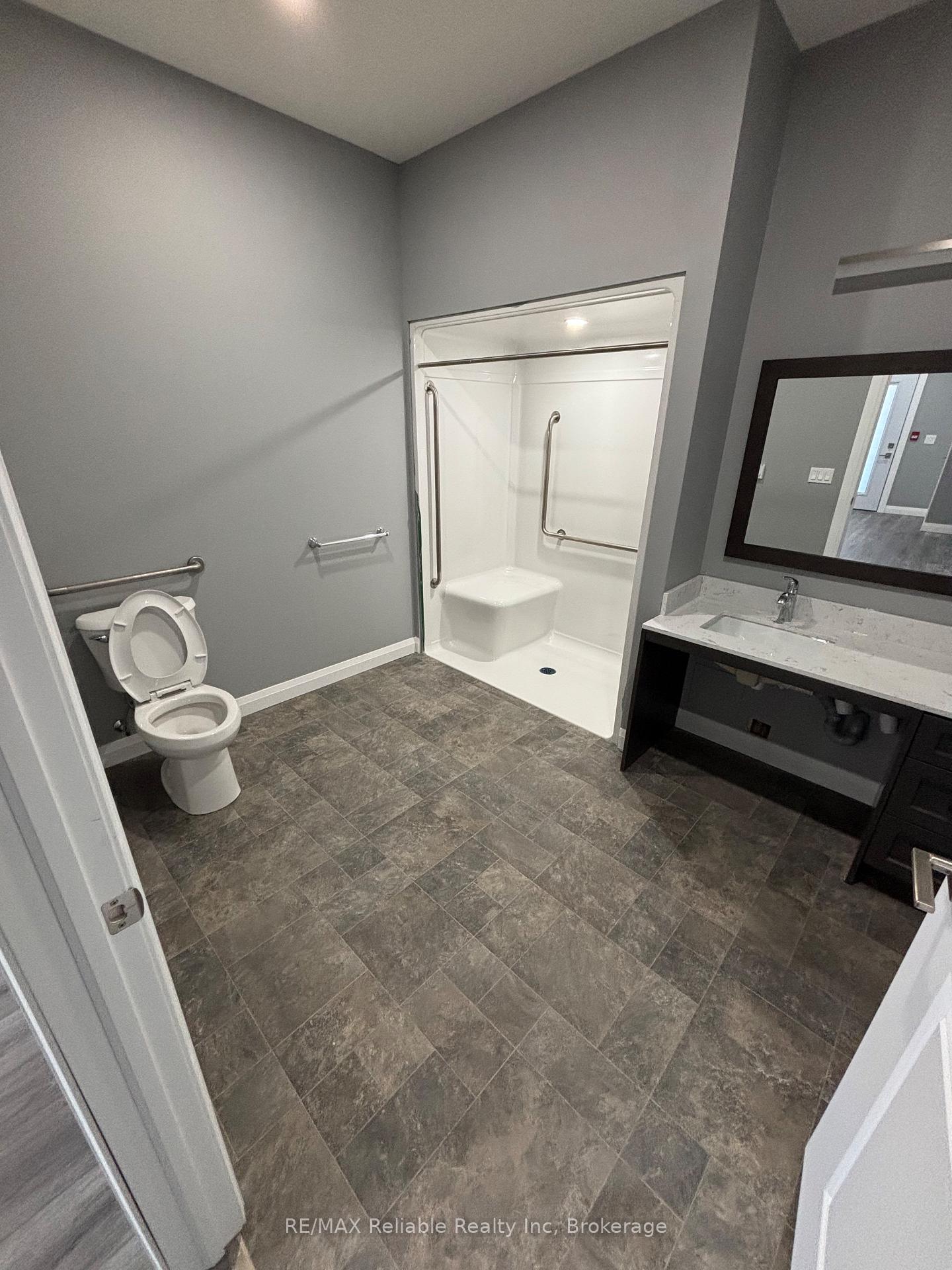 Photo 3 of Unit 104, 69 Albert Street, Central Huron, Clinton — HOMEH
