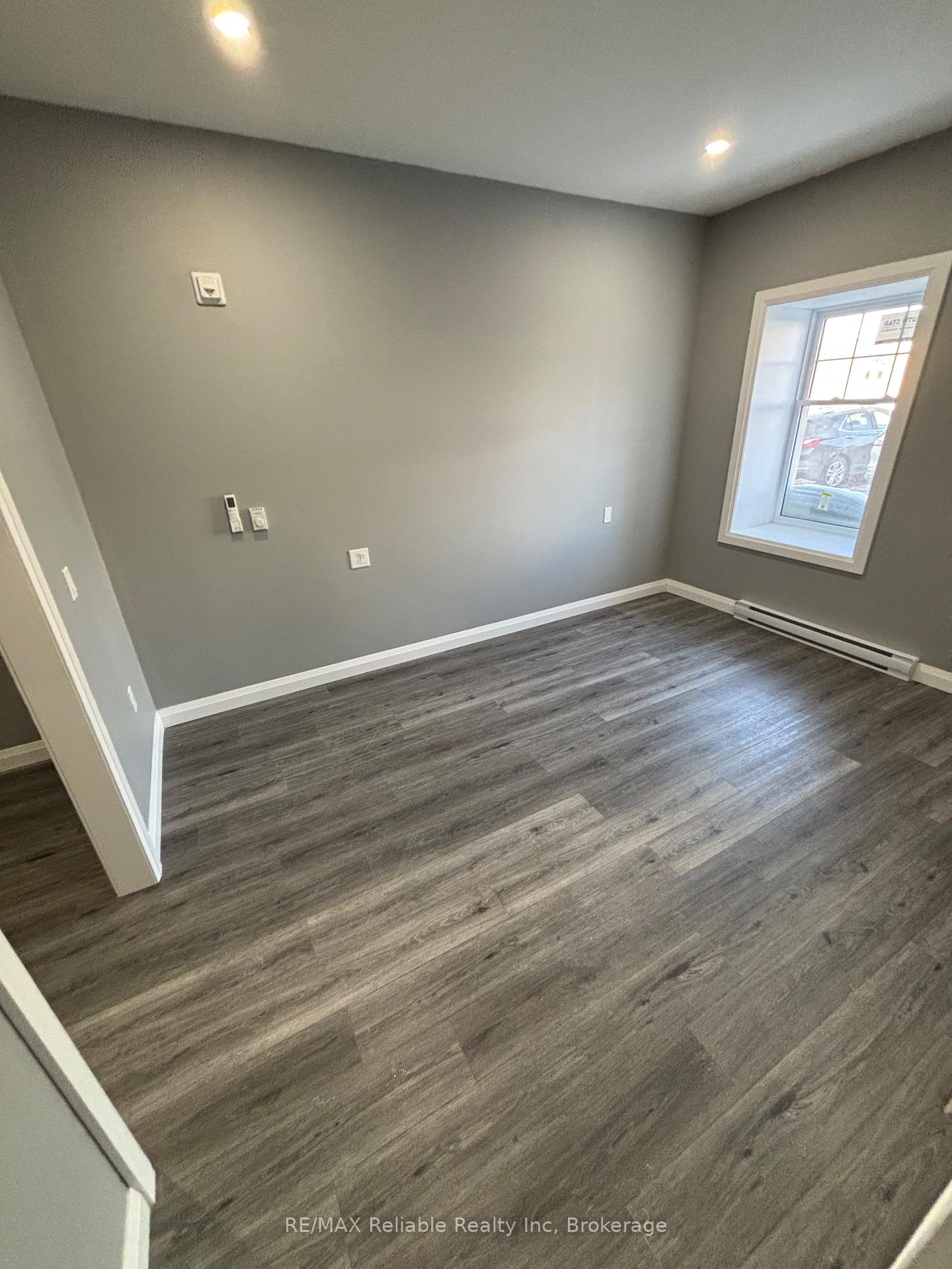 Photo 4 of Unit 104, 69 Albert Street, Central Huron, Clinton — HOMEH