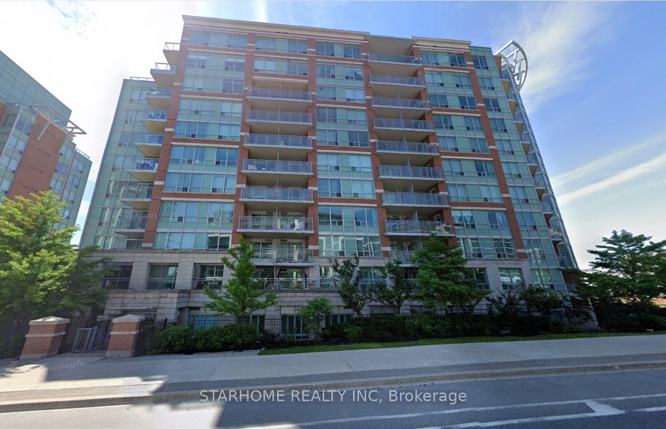 Front of Unit 822, 48 Suncrest Boulevard