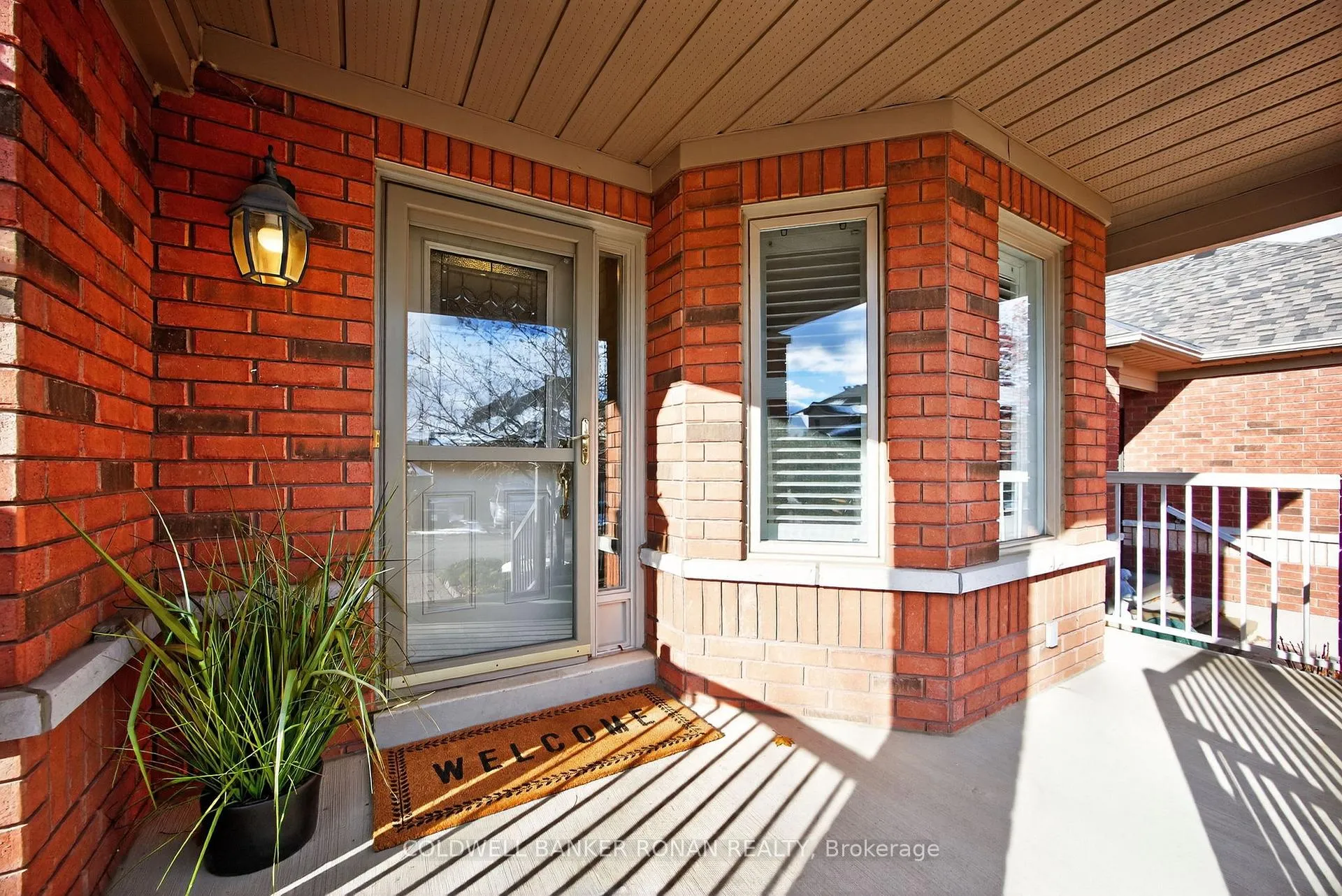 Photo 3 of Unit 21, 8 Montebello Terrace, New Tecumseth, Alliston — HOMEH