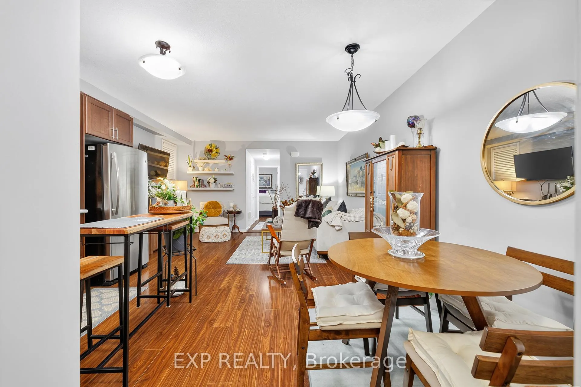 Photo 2 of Unit 6A, 230 Jessica Crescent, Kitchener — HOMEH