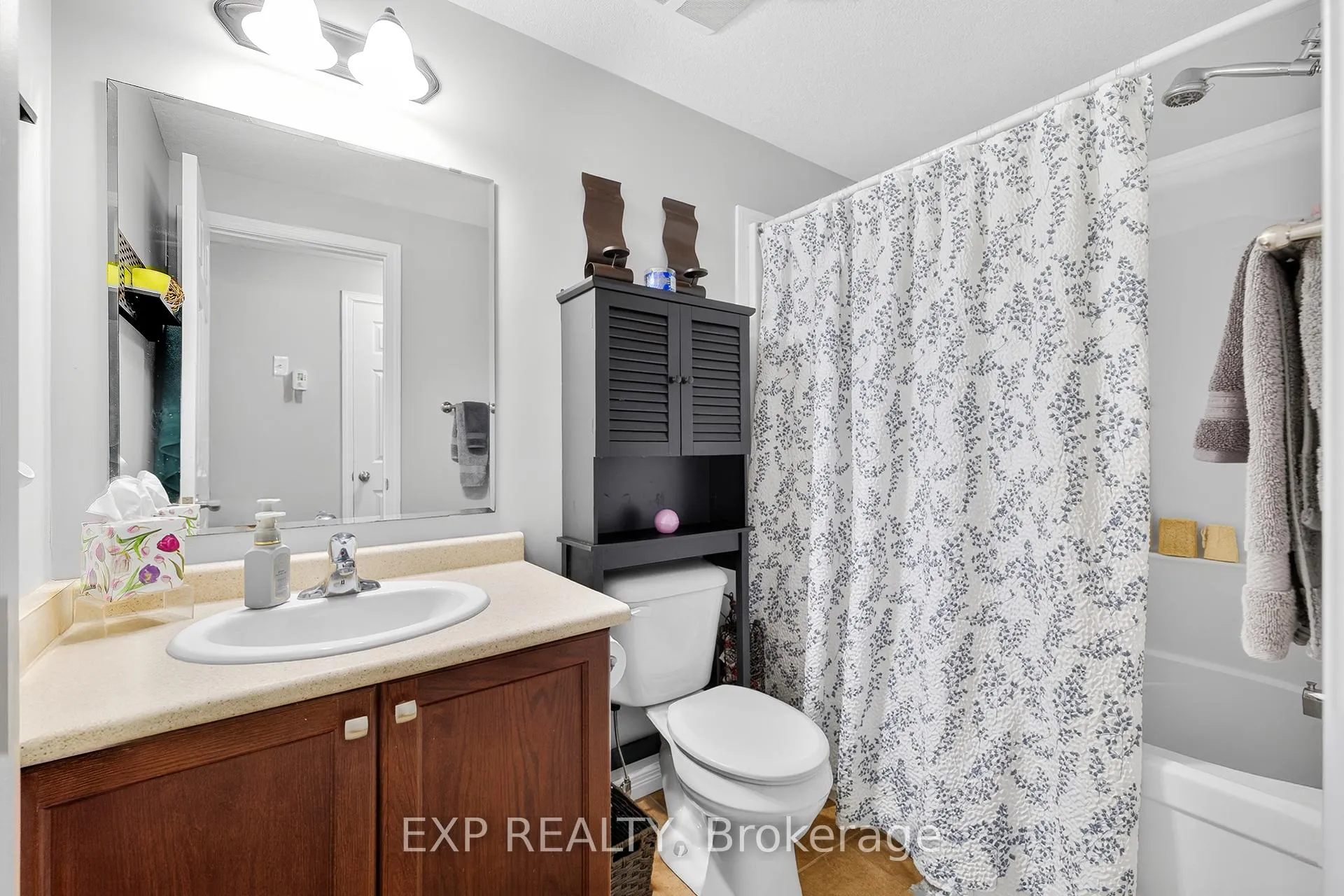 Photo 13 of Unit 6A, 230 Jessica Crescent, Kitchener — HOMEH