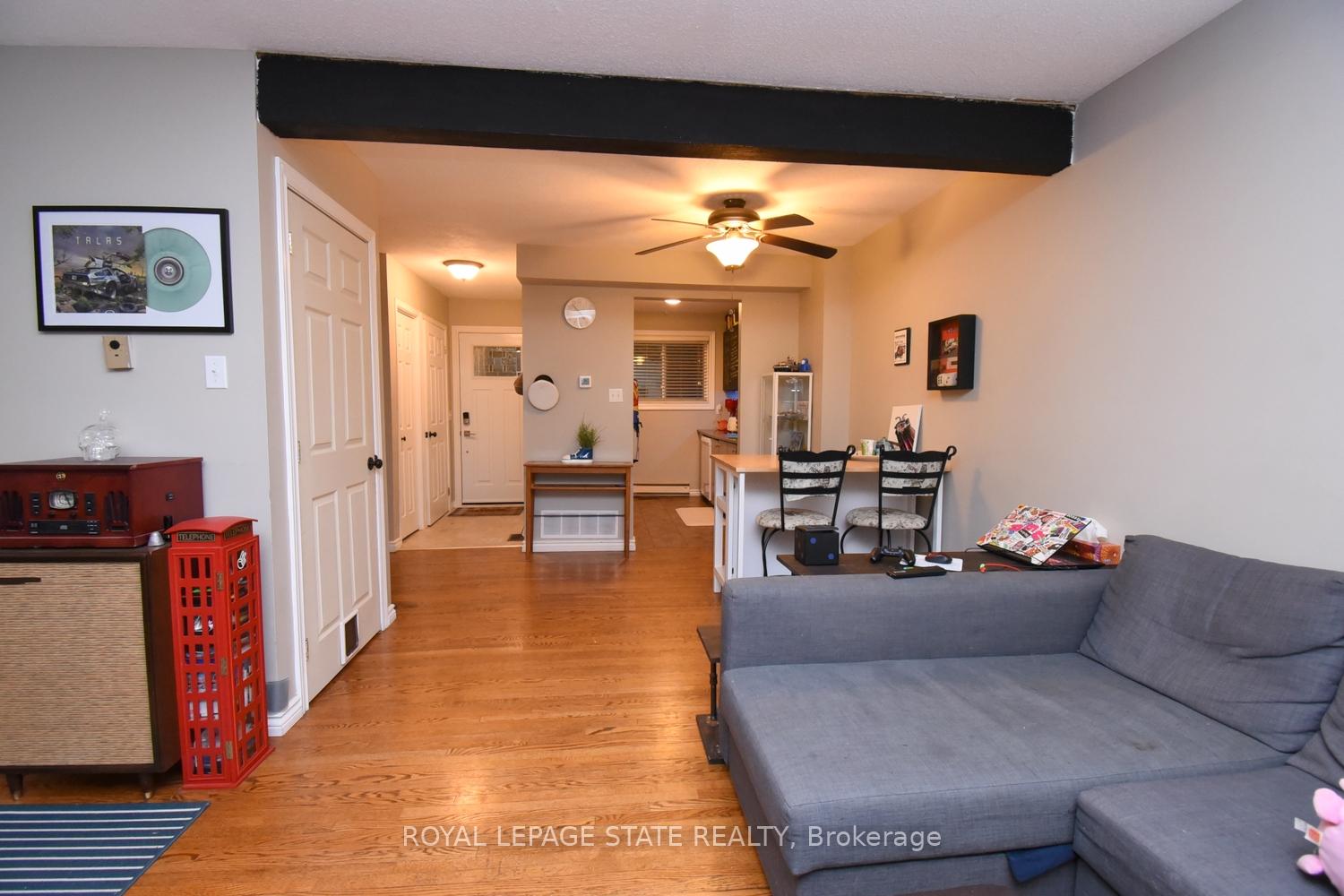 Photo 10 of Unit 27, 125 Livingston Avenue, Grimsby, Grimsby West — HOMEH
